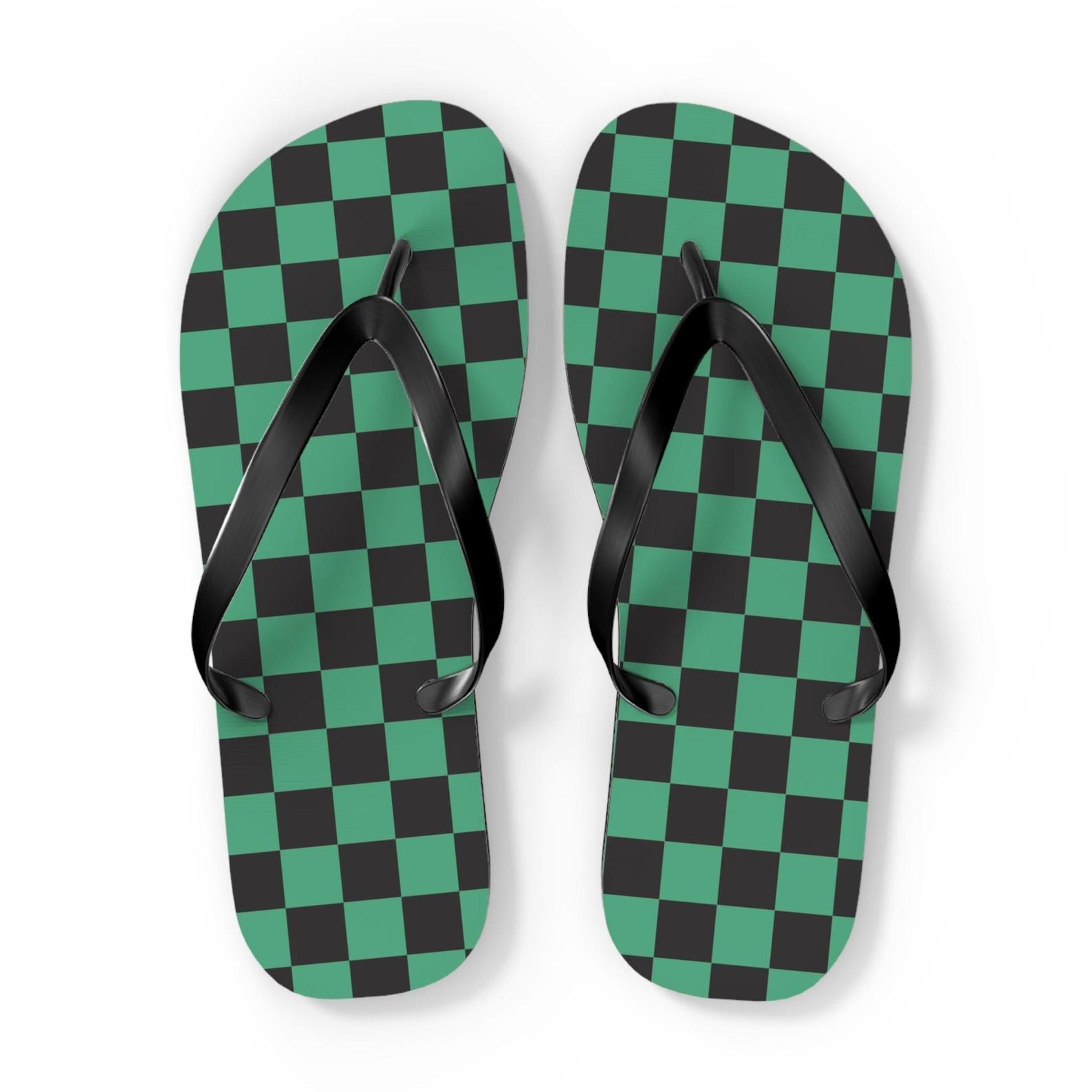 green black checkered flip flops checkerboard pattern summer beach sandals