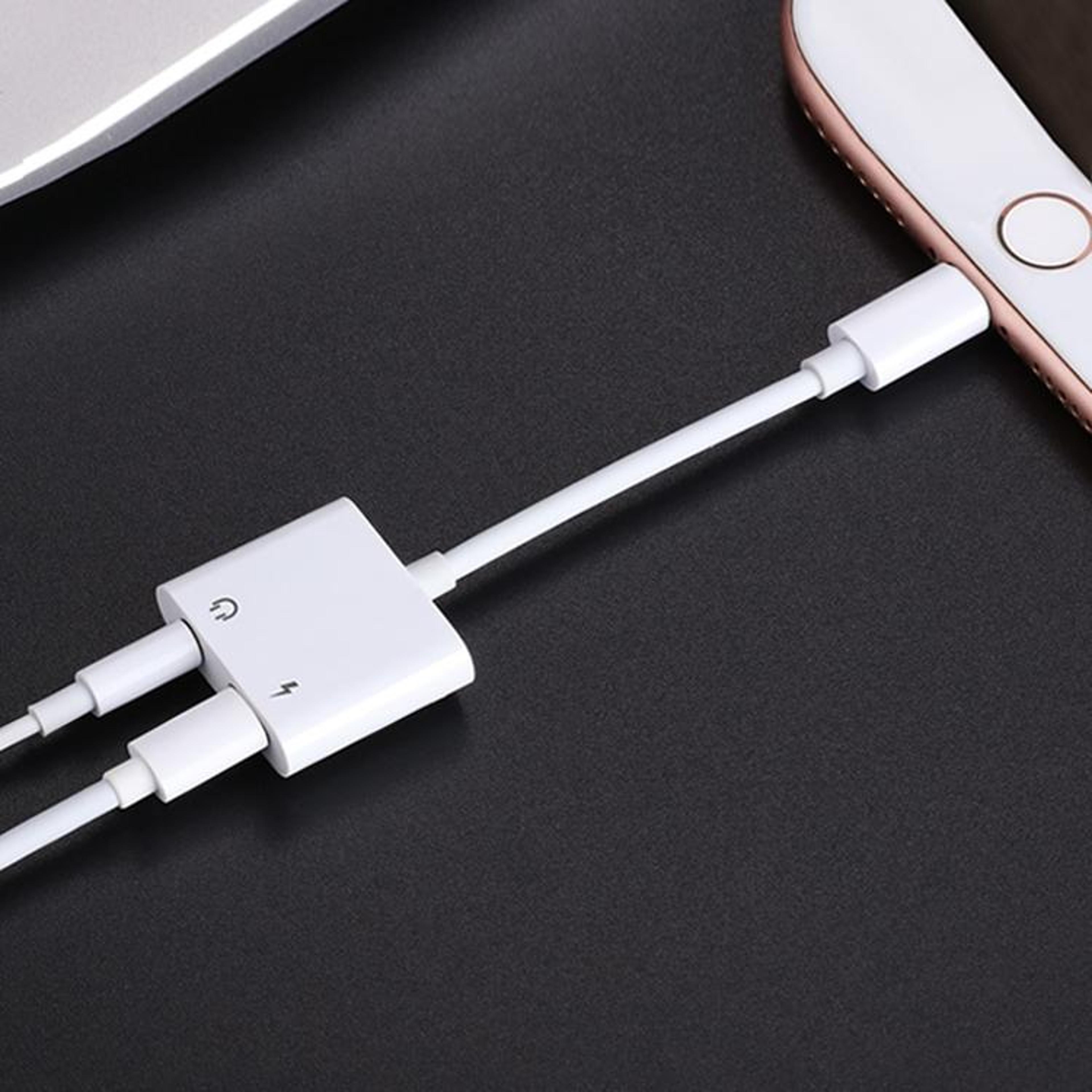 s-y104 2-in-1 lightning to 3.5mm audio + charging adapter cable 1.2m white