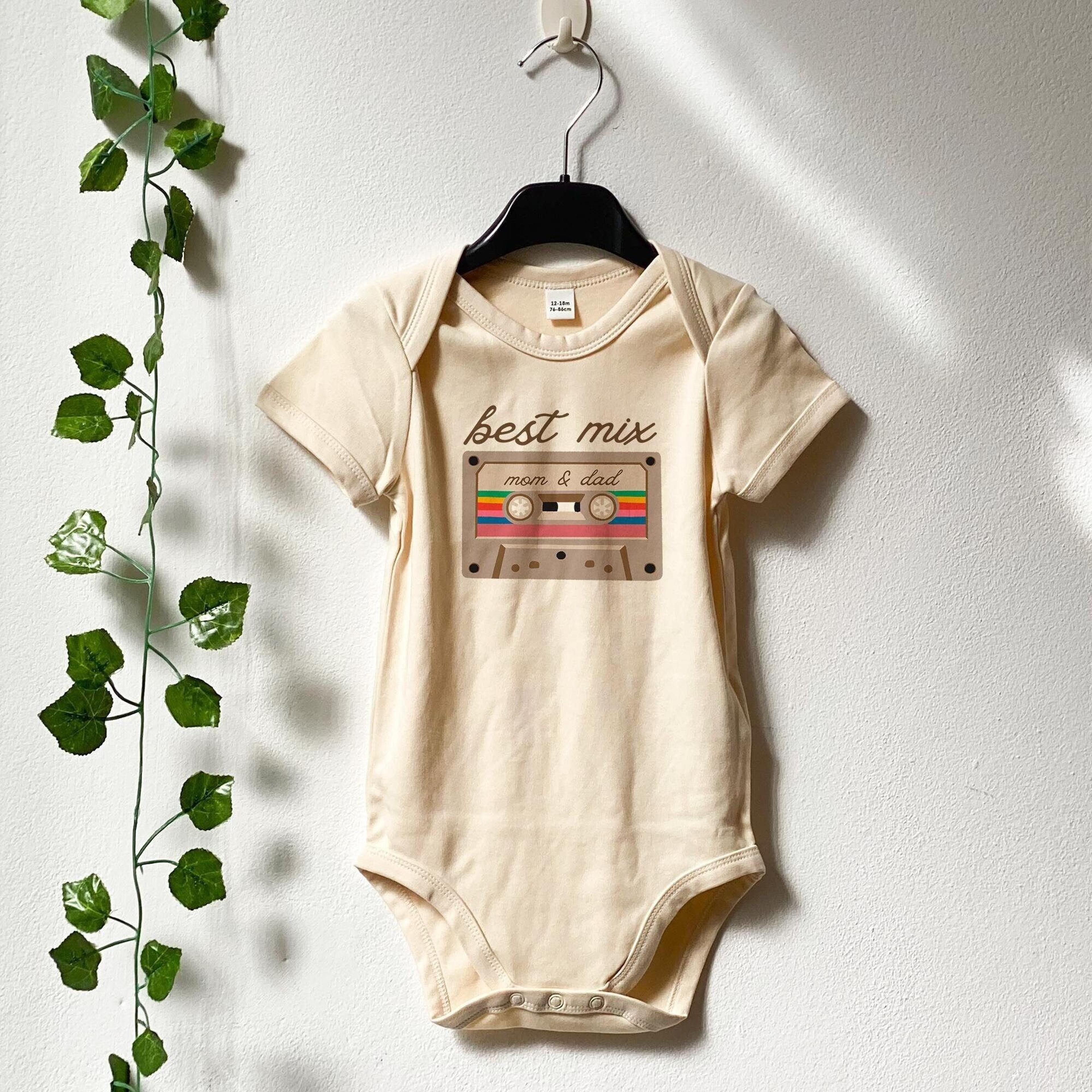 best mix baby bodysuit, mom and dad cassette onesie, retro baby outfit, baby shower gift, newborn announcement