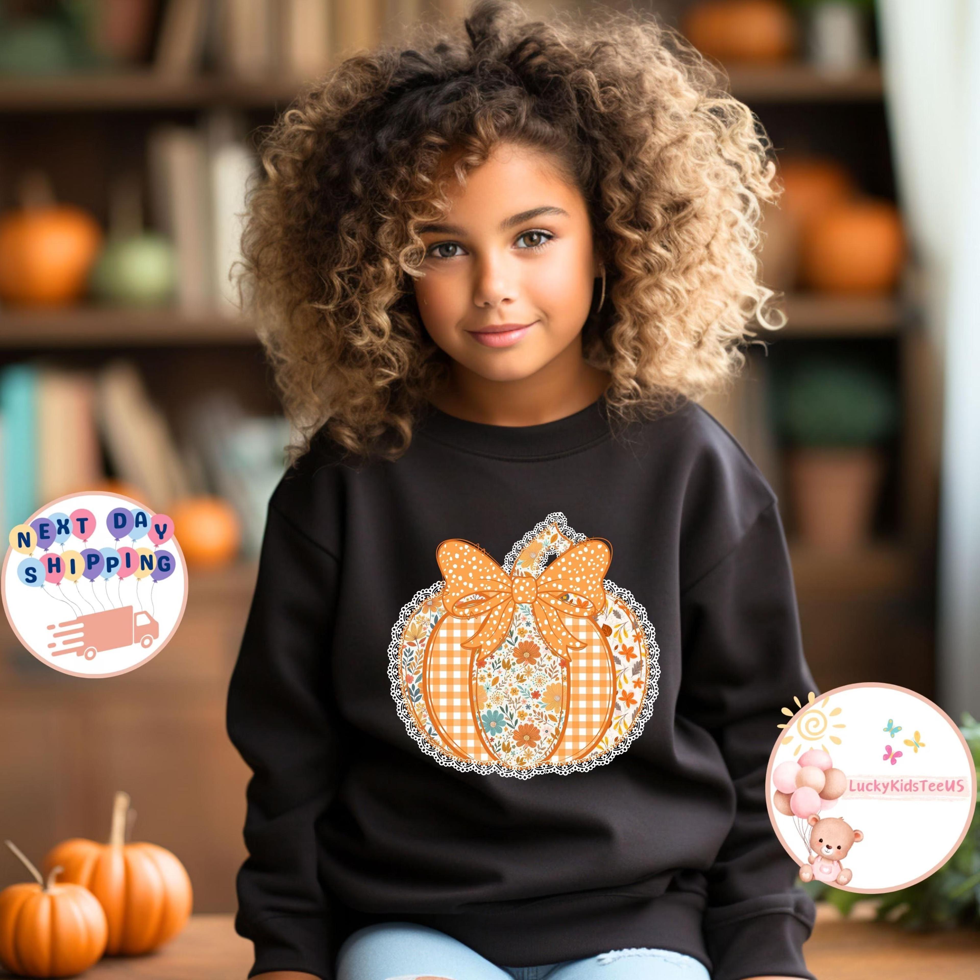 cute fall duck kids t-shirt, pumpkin duck girl tee, autumn farm animal shirt, thanksgiving kids t-shirt, cute fall outfi