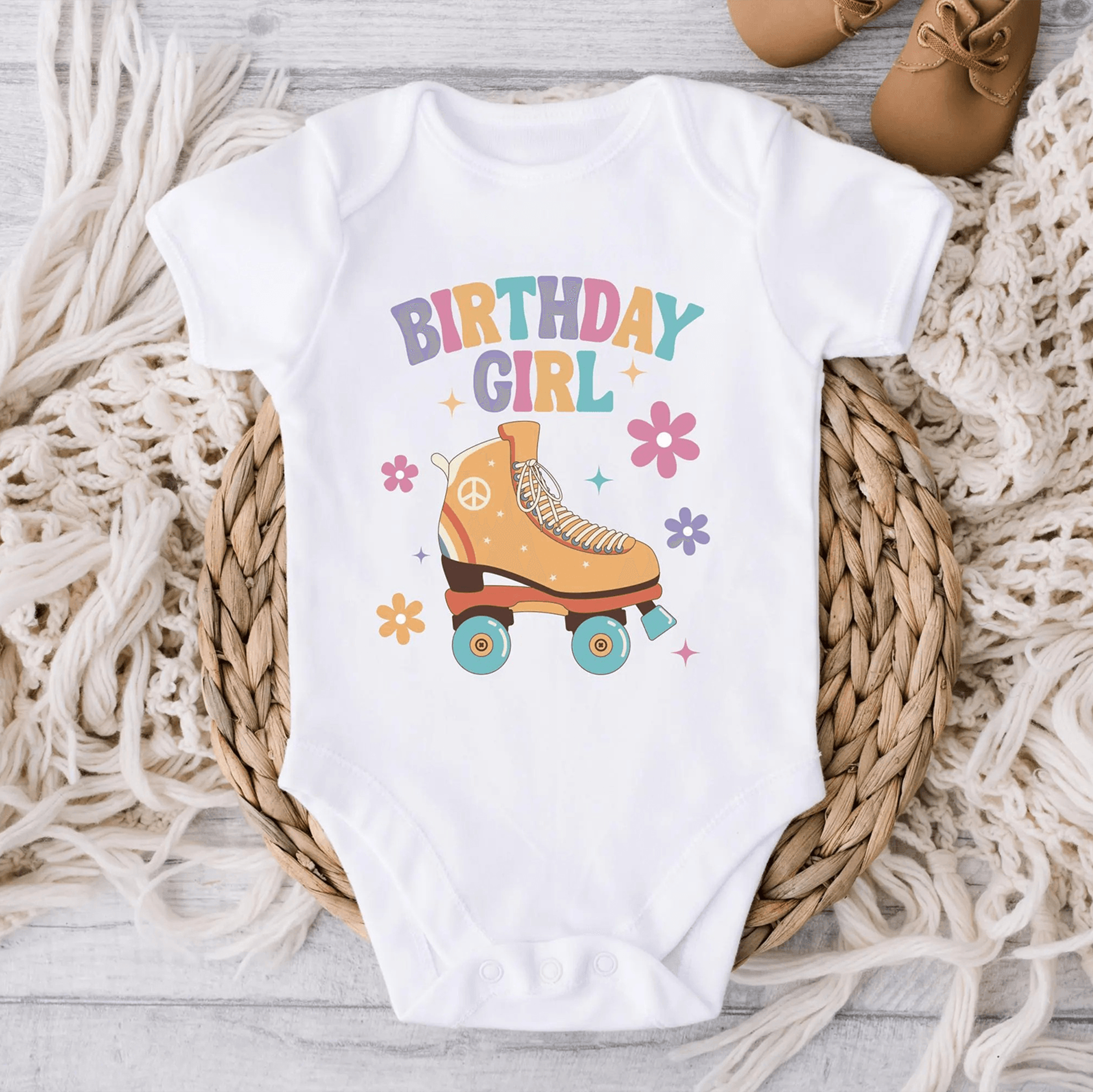 birthday girl baby bodysuit, roller skate birthday romper, groovy baby girl outfit, retro birthday onesie, roller skatin