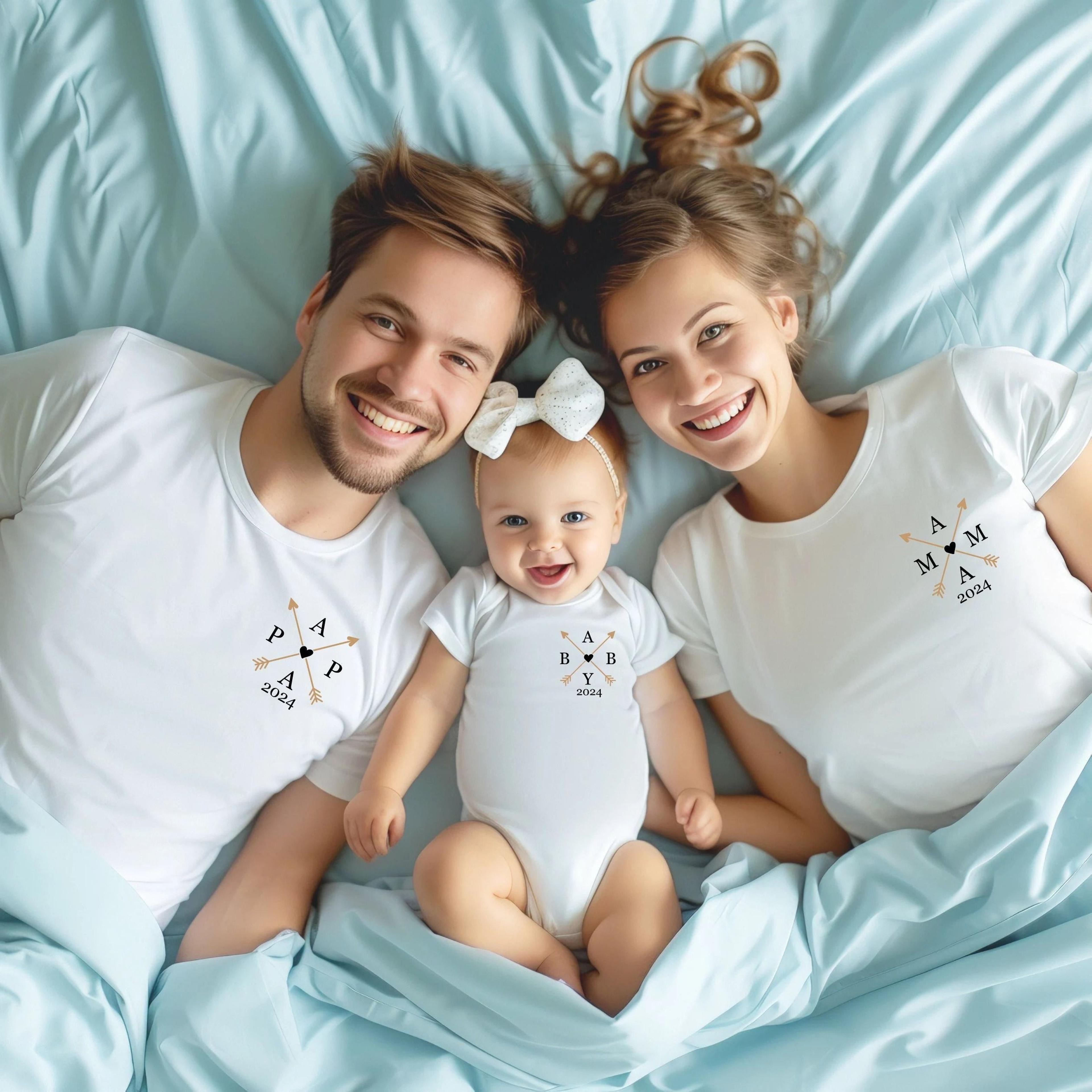 minimalist family matching shirts, mama papa mini matching outfits, mommy daddy and me shirts, family matching tee set
