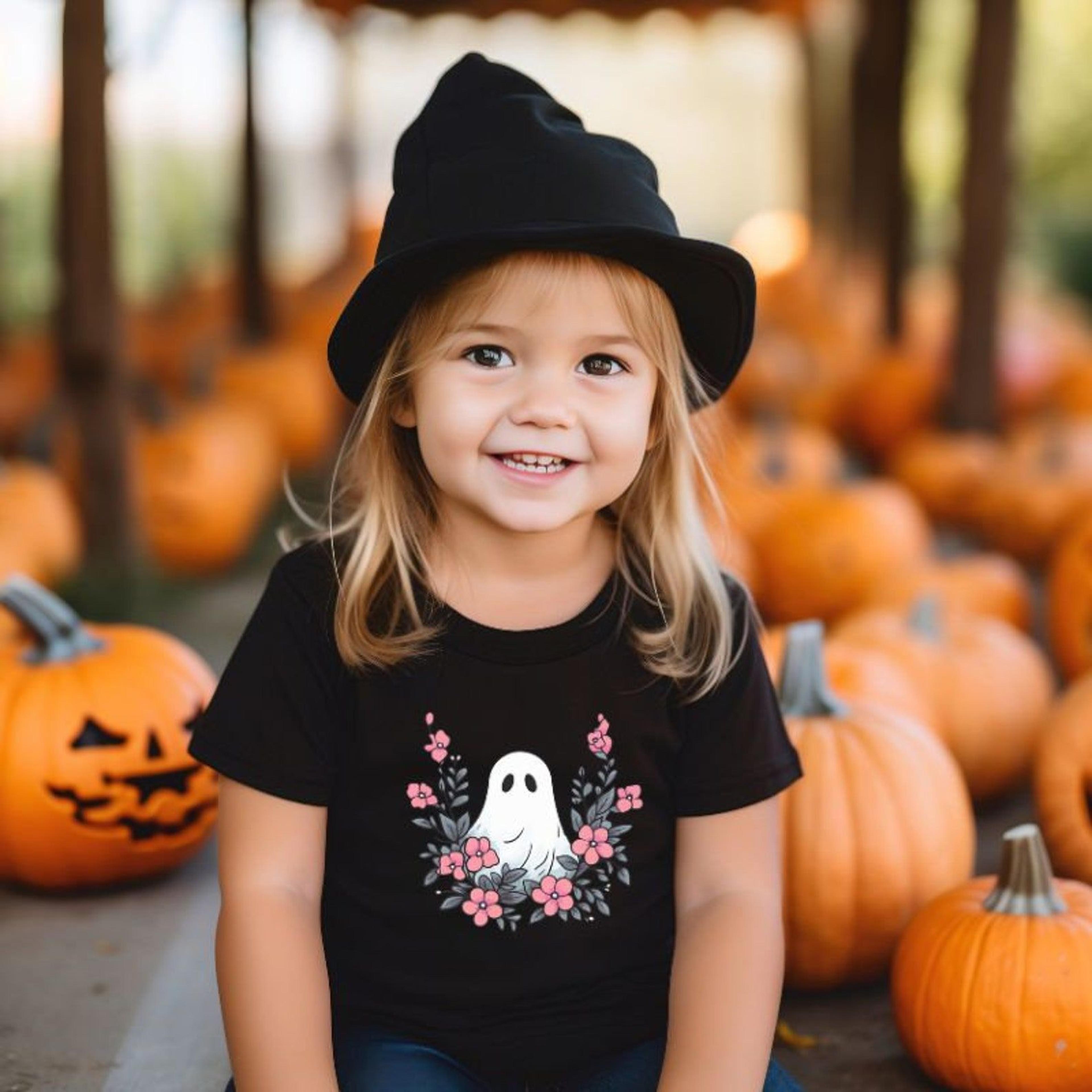 cute halloween graphic tee for kids, spooky october shirt, trick or treat top, boys girls fall festival & pumpkin patch