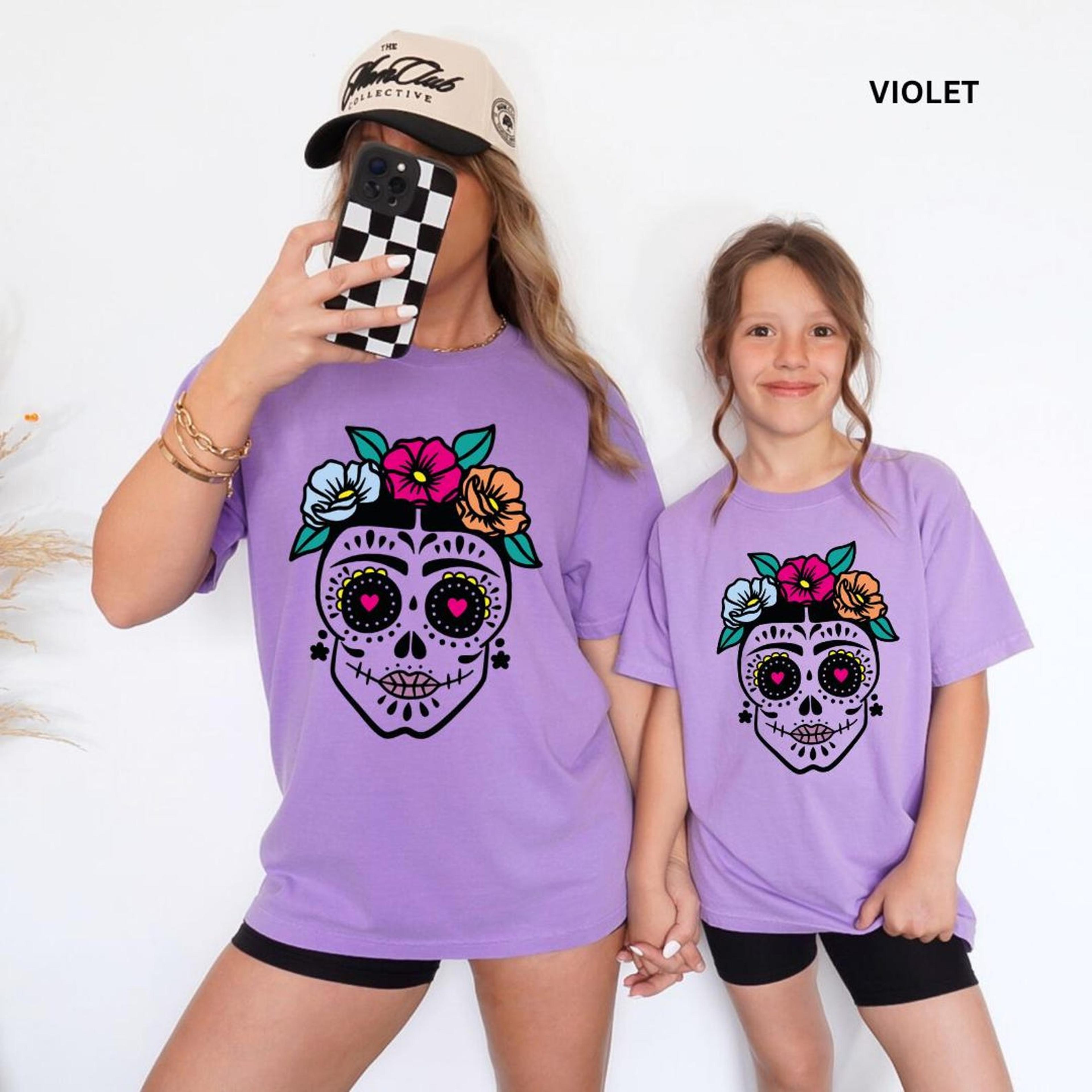 retro spooky mama club tees, comfort colors mom kids halloween shirts, mother daughter son matching ghost fall outfit gi