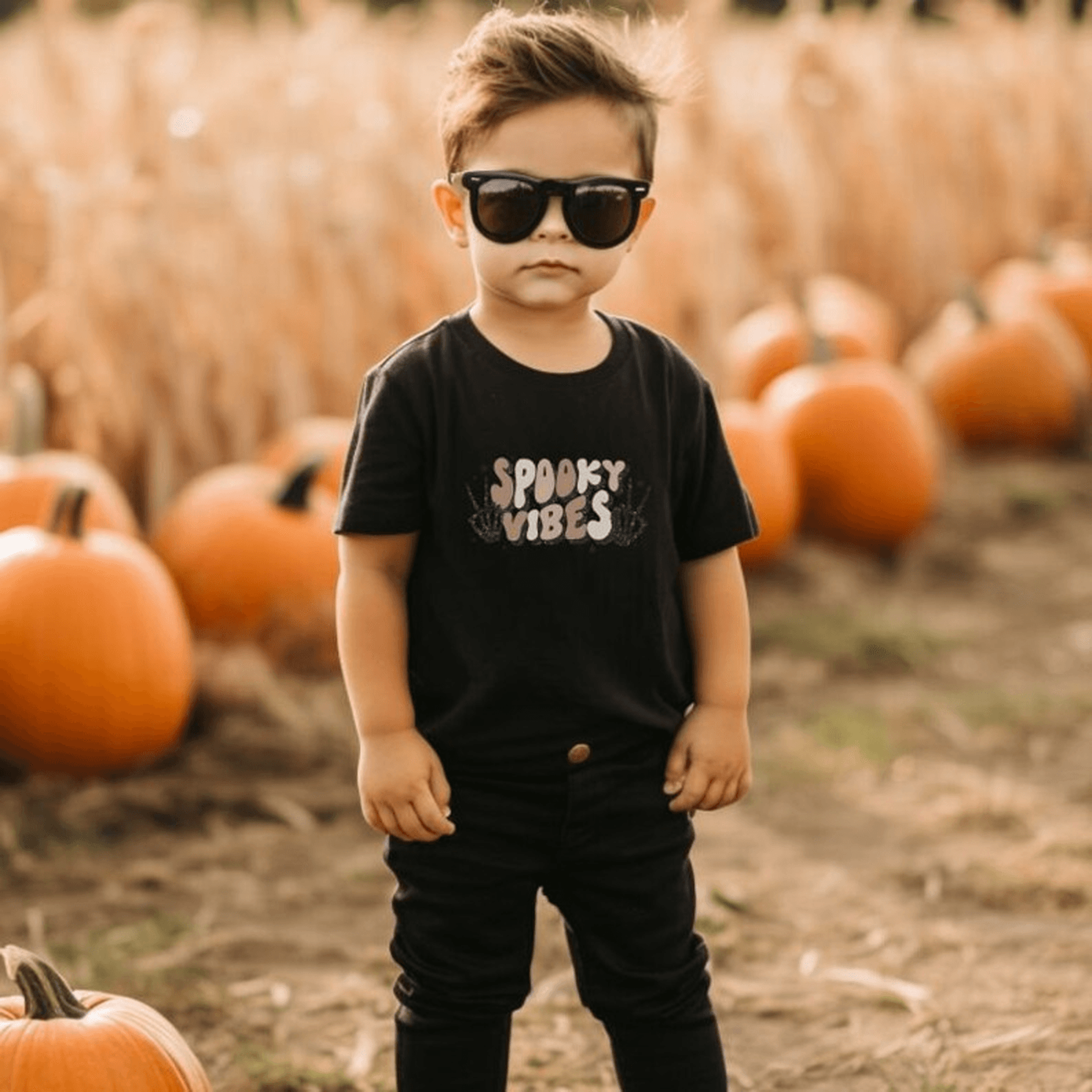 retro ghost kids halloween shirt, groovy spooky toddler tee, cute trick or treat t-shirt, kids halloween party outfit