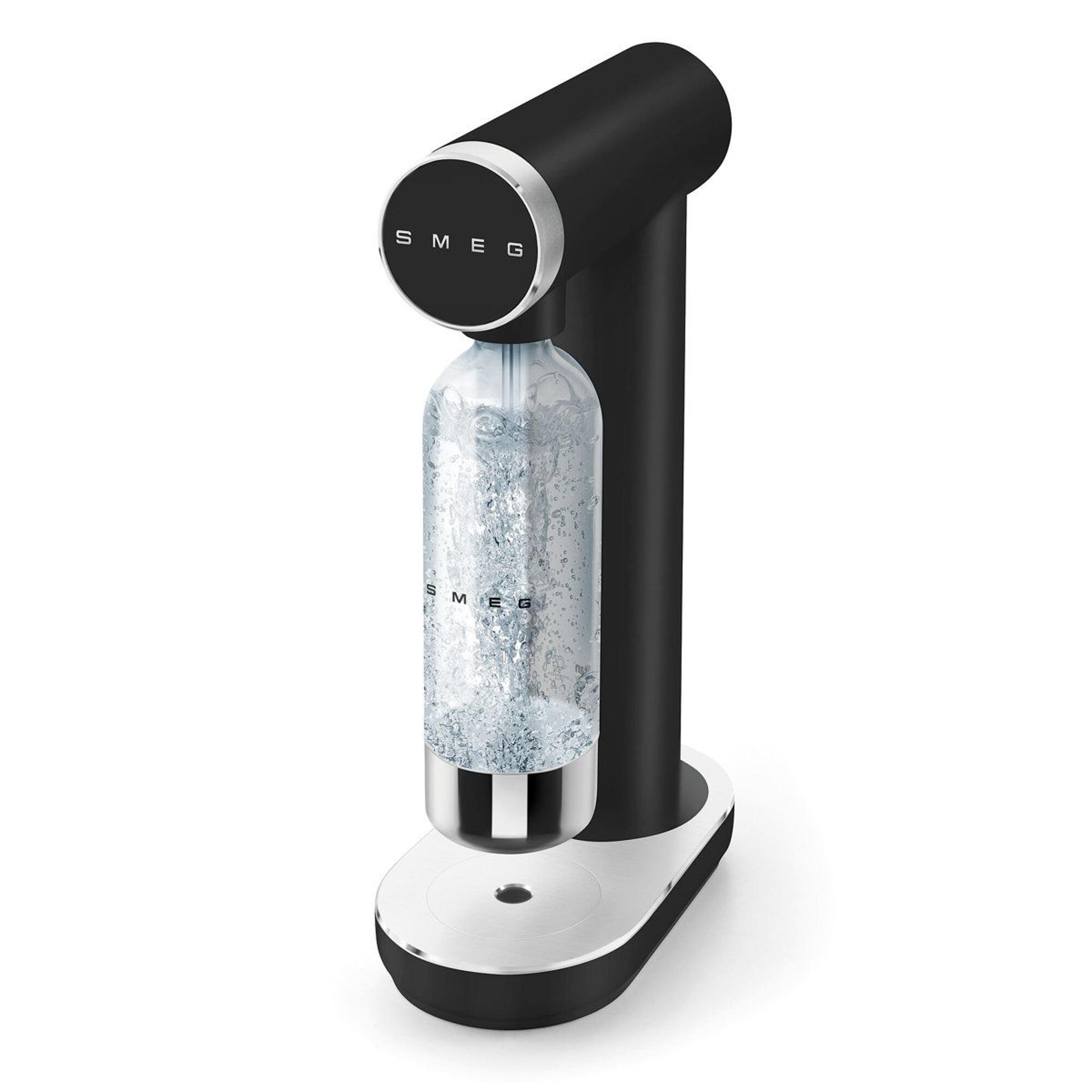 smeg sparkling water maker with adjustable carbonation