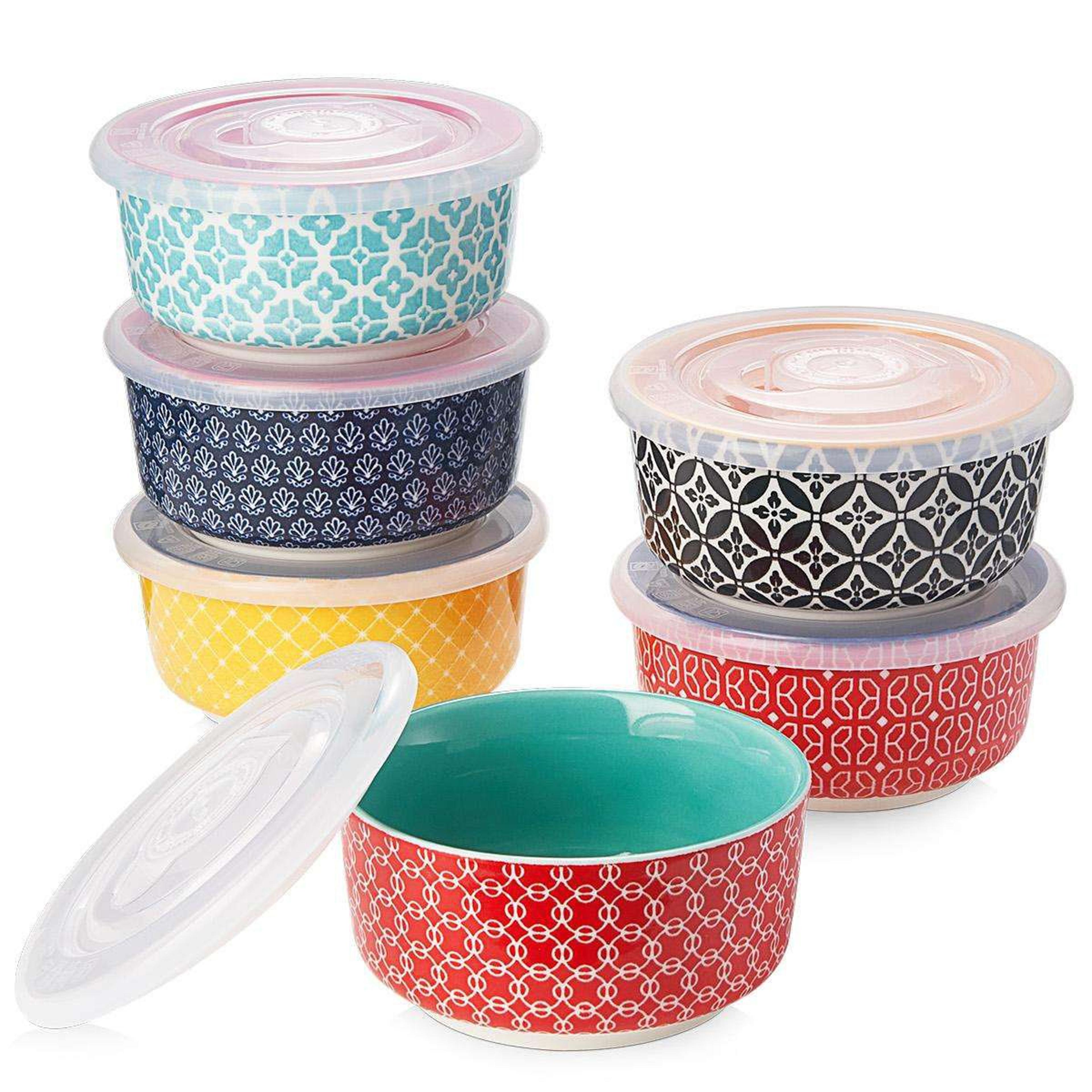 colorful porcelain ramekin set with lids for baking and serving