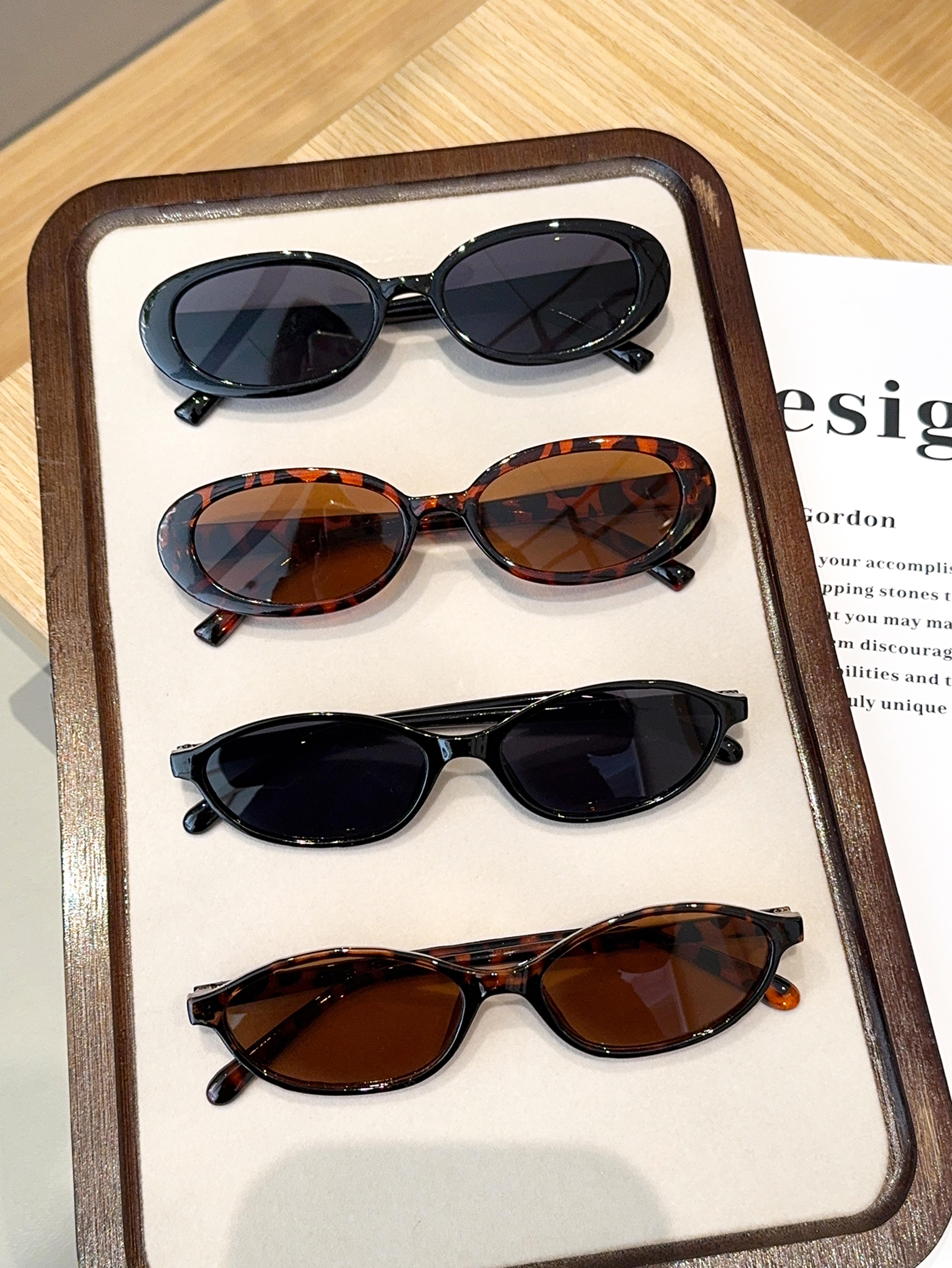 chic tortoise shell glasses and oval glasses set for daily wear