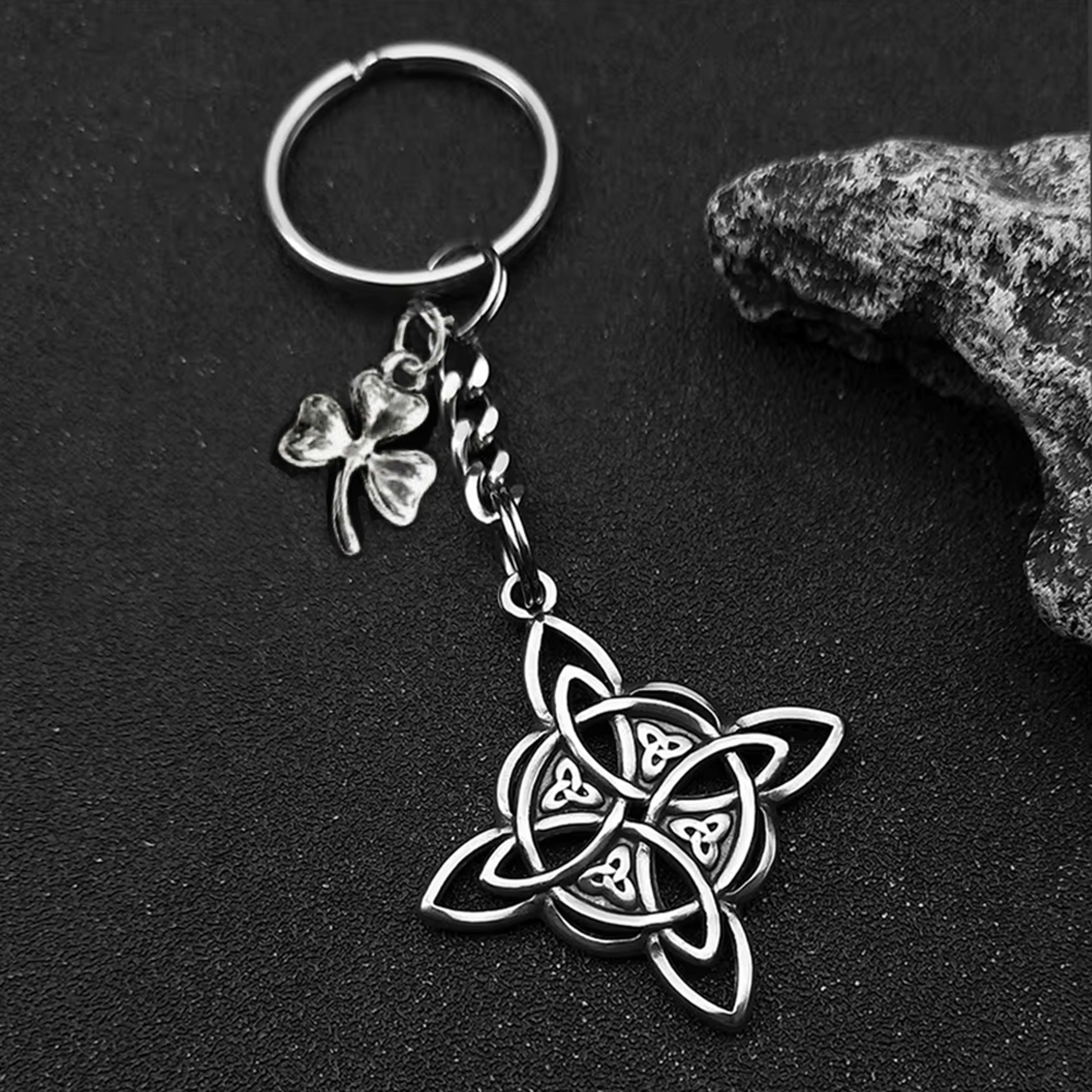 clover witch knot keychain celtic trinity knot keyring