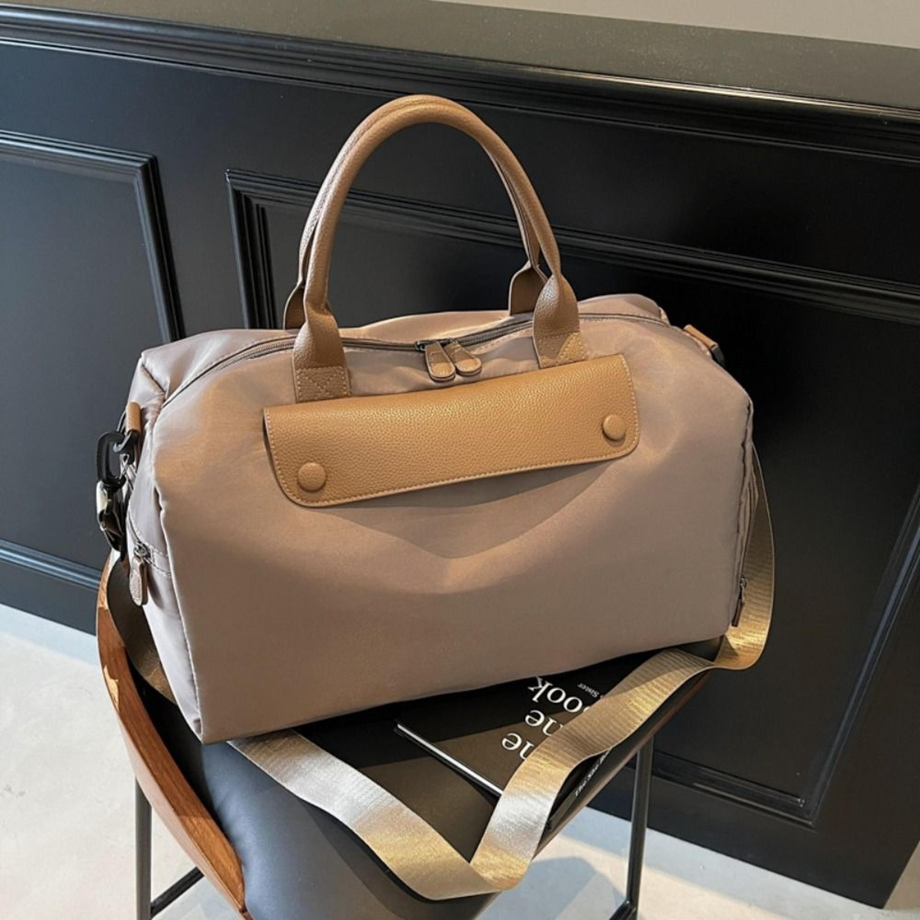 large capacity travel duffel bag
