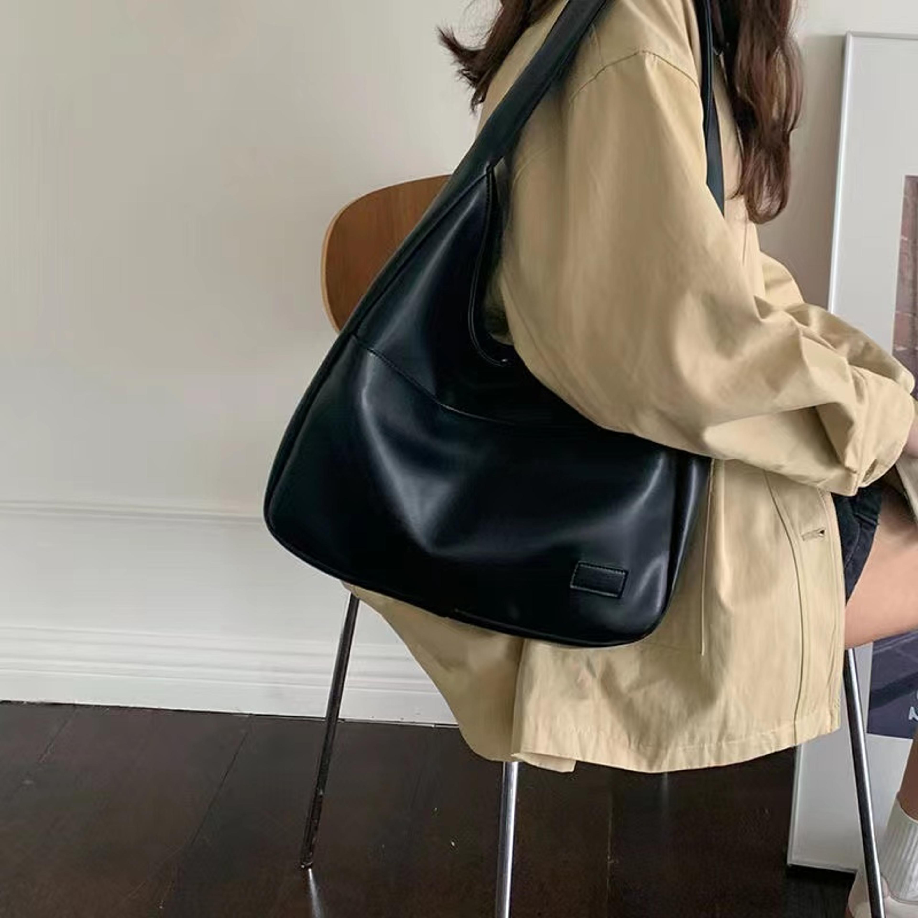 aria sleek black leather tote