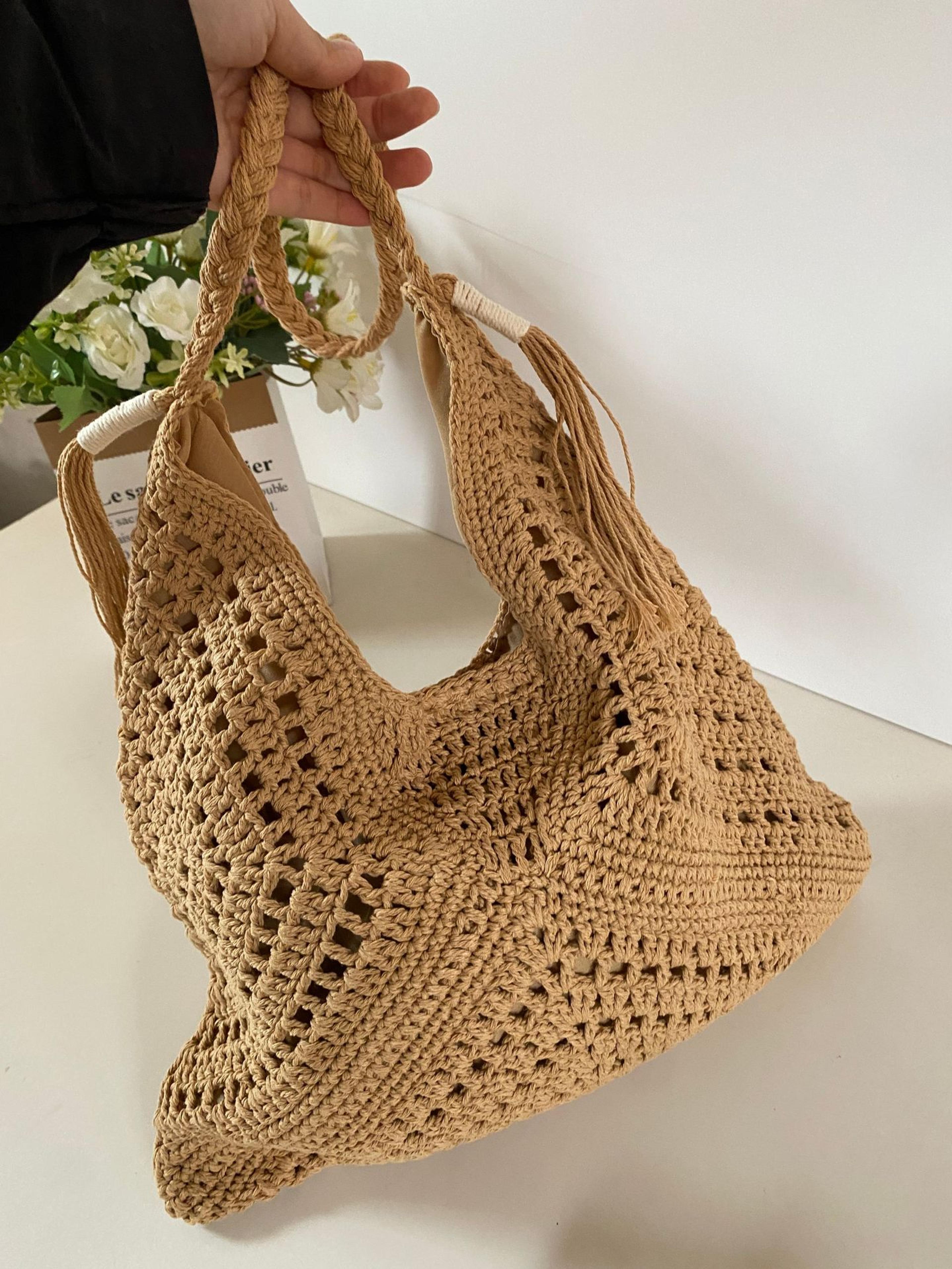 summer basket weave tote bag with hollow out shoulder bag design