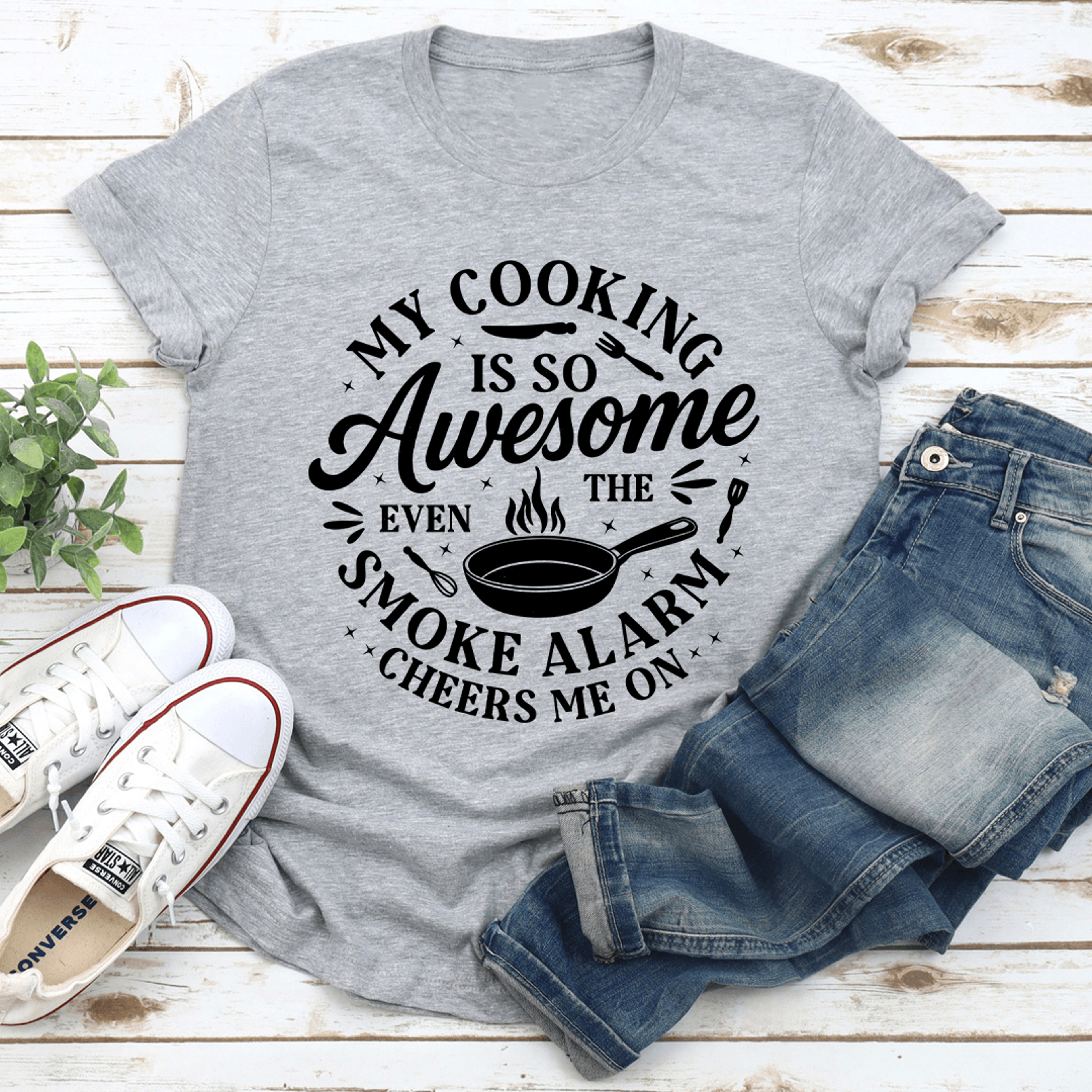 my cooking is so awesome even the smoke alarm cheers tee