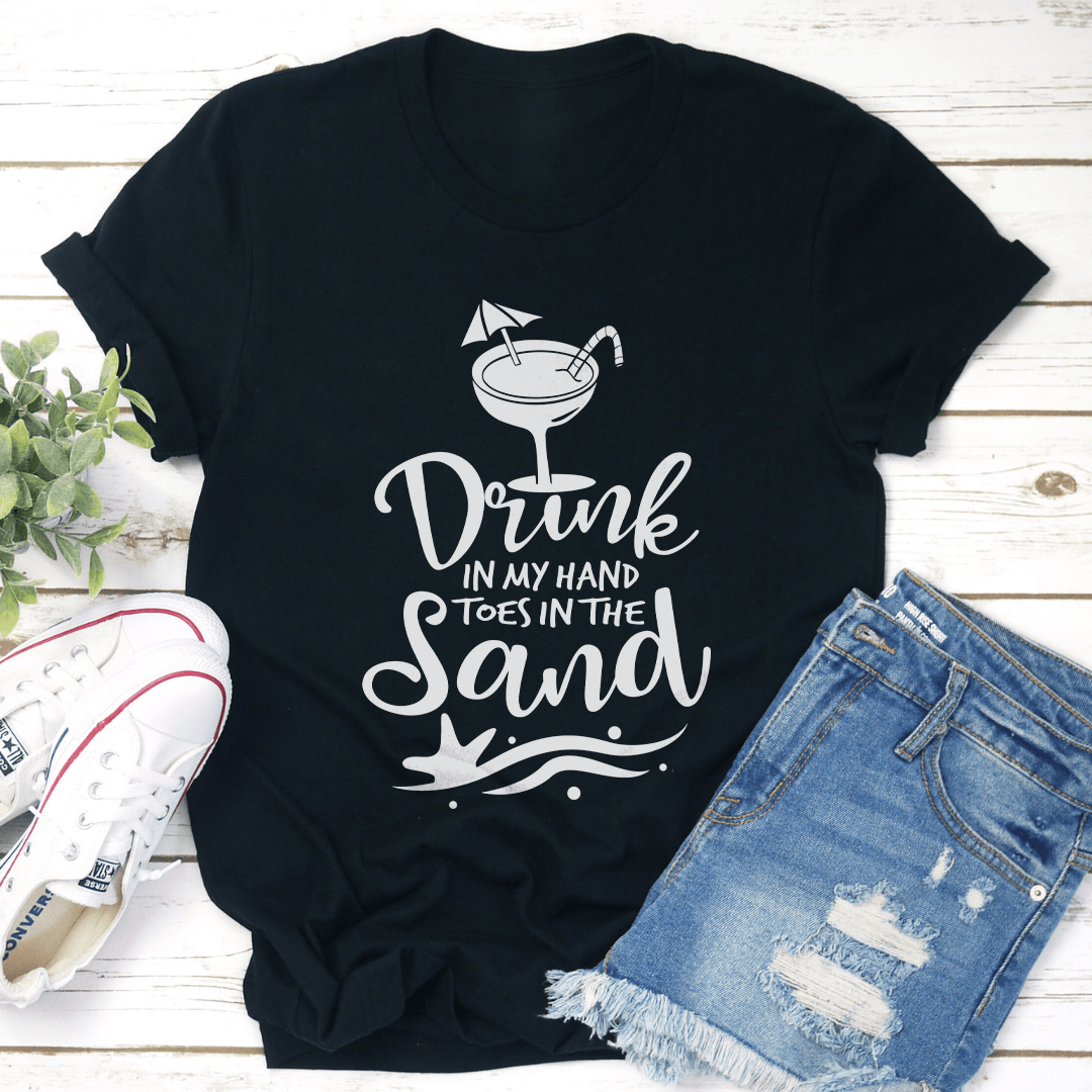 drink in my hand toes in the sand tee