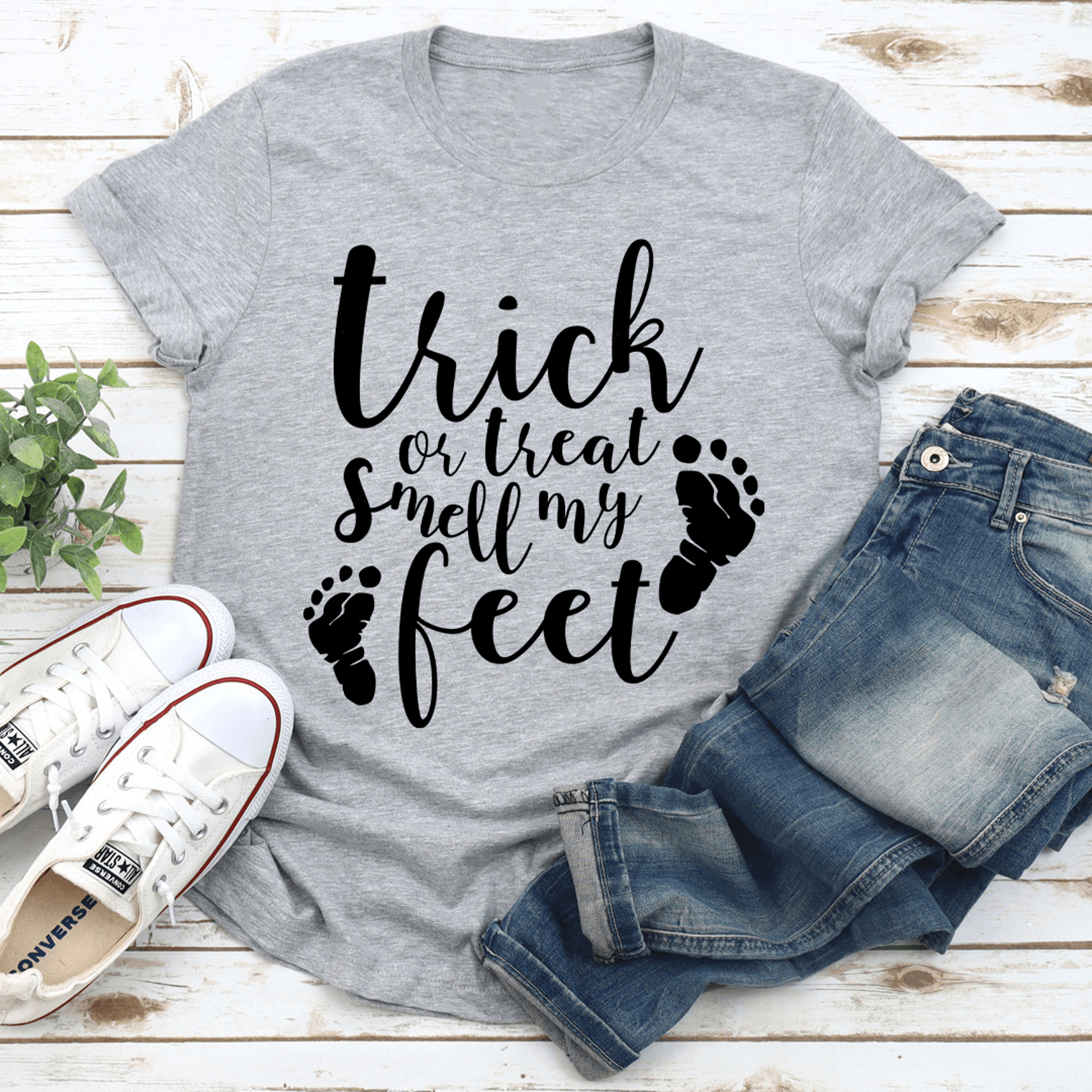 trick or treat smell my feet tee