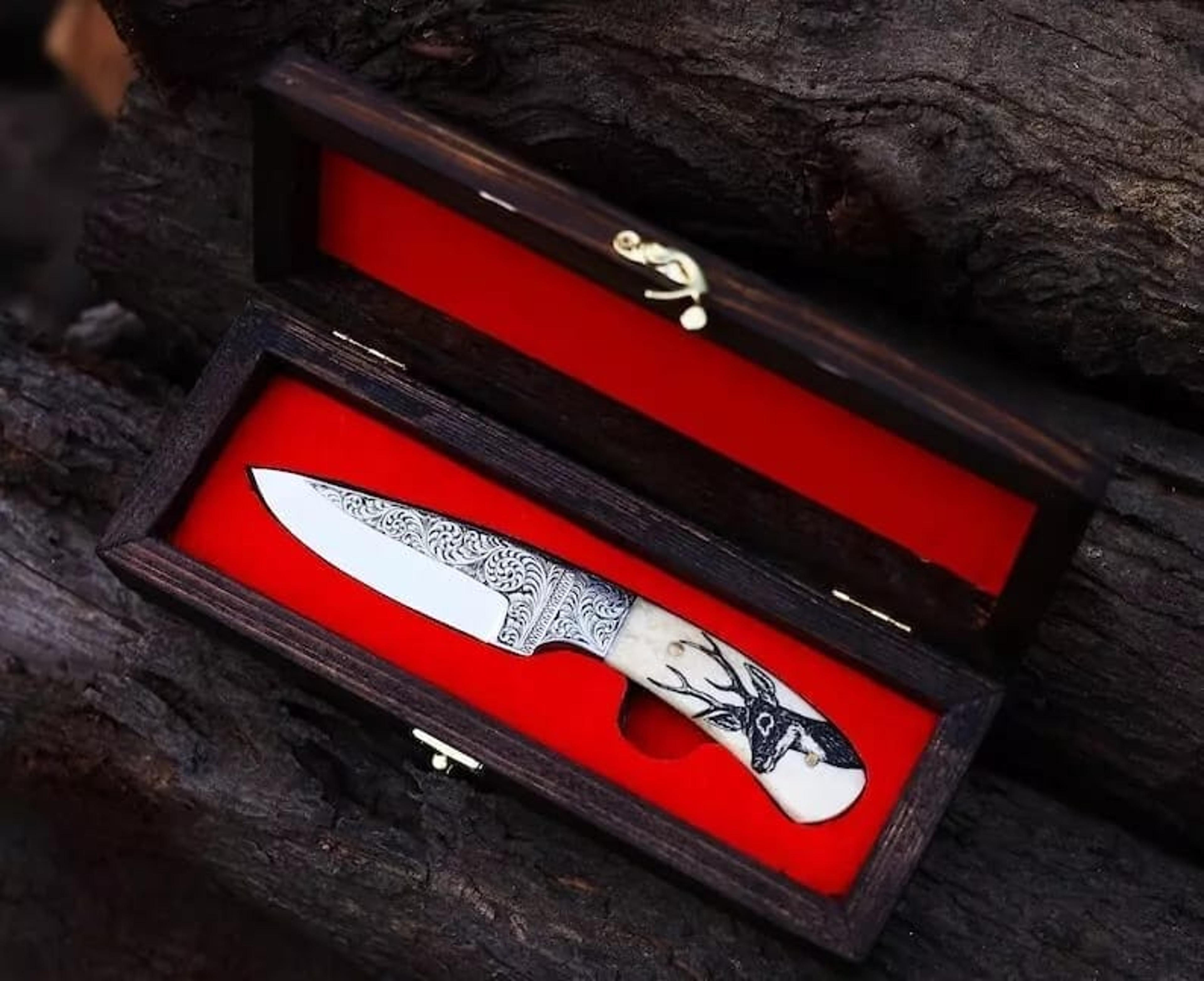 hand engraved knife premium d2 steel hunting knife, unique gift