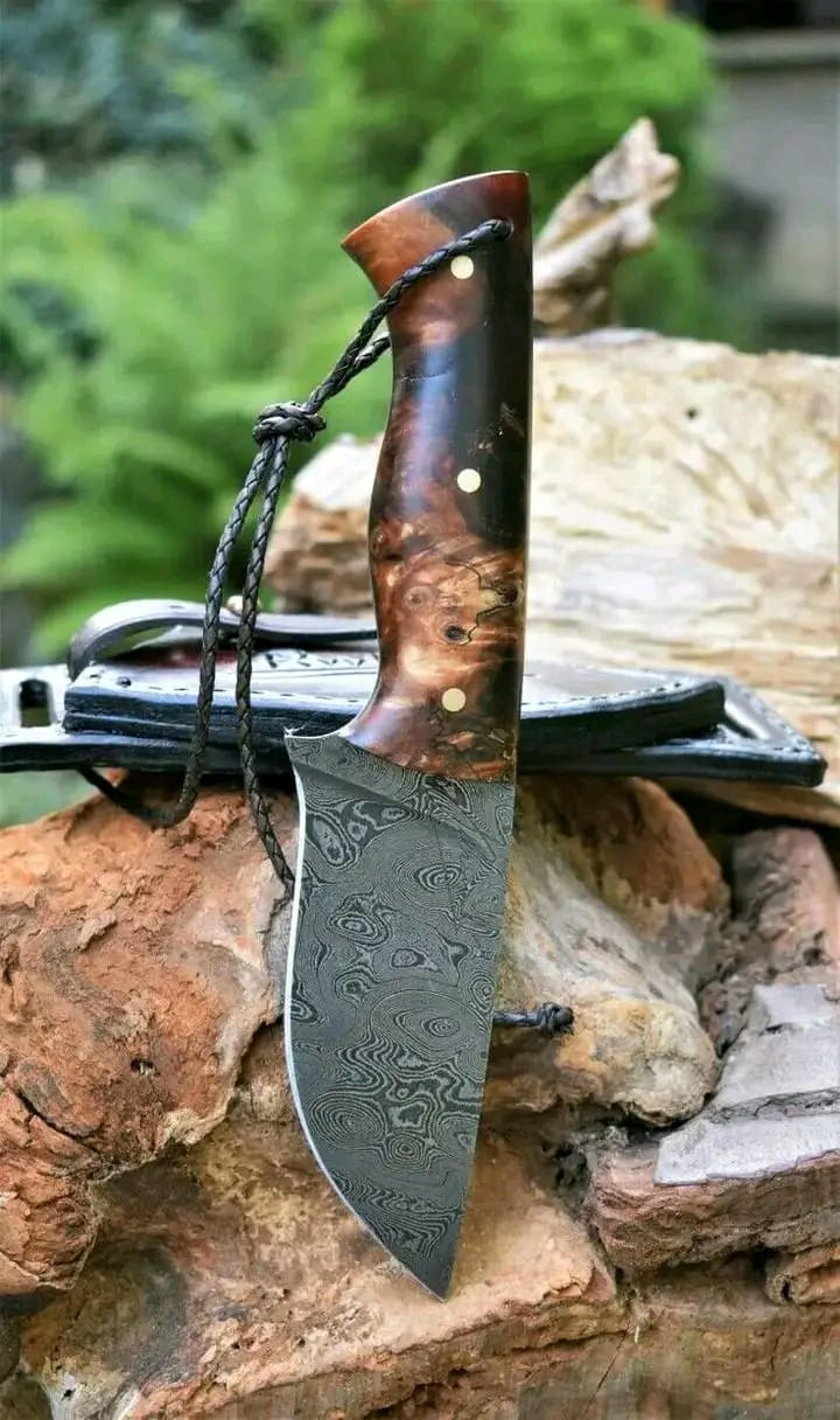 8" custom handmade damascus steel skinner knife