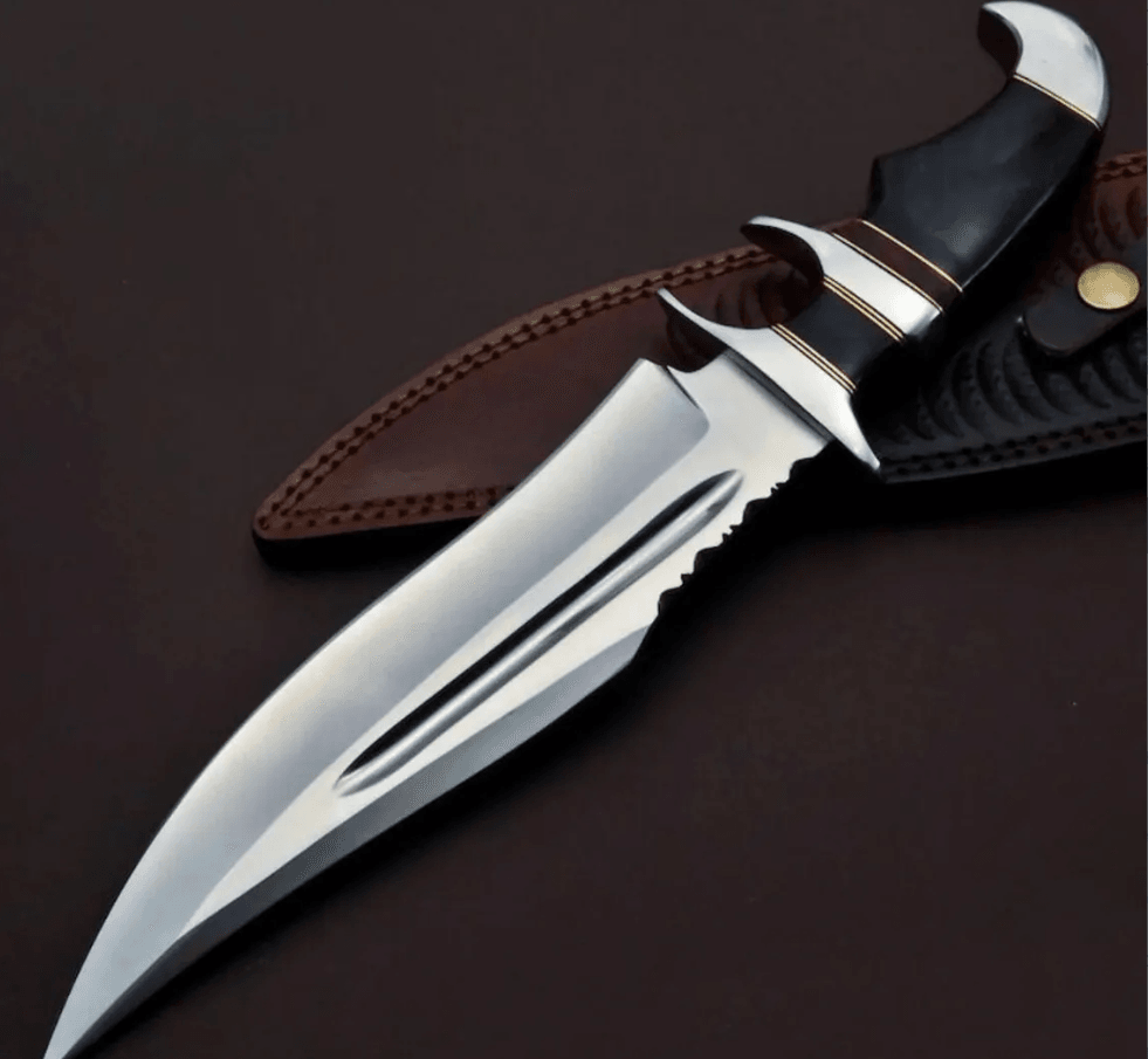 premium bowie hunting knife | buffalo horn handle & 1095 steel blade