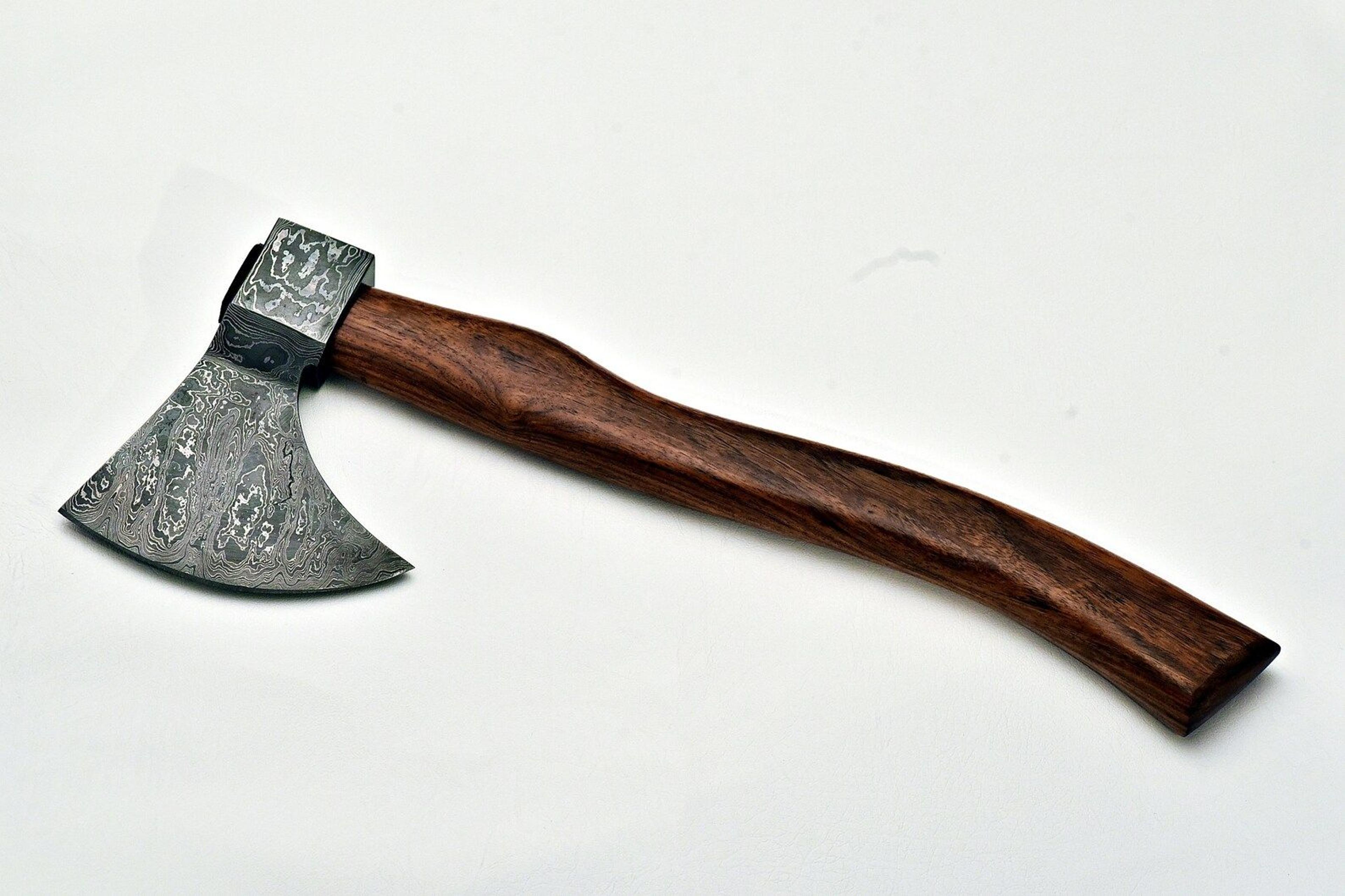 handcrafted damascus tomahawk axe | rosewood handle – christmas gift for outdoorsmen | holiday gifting