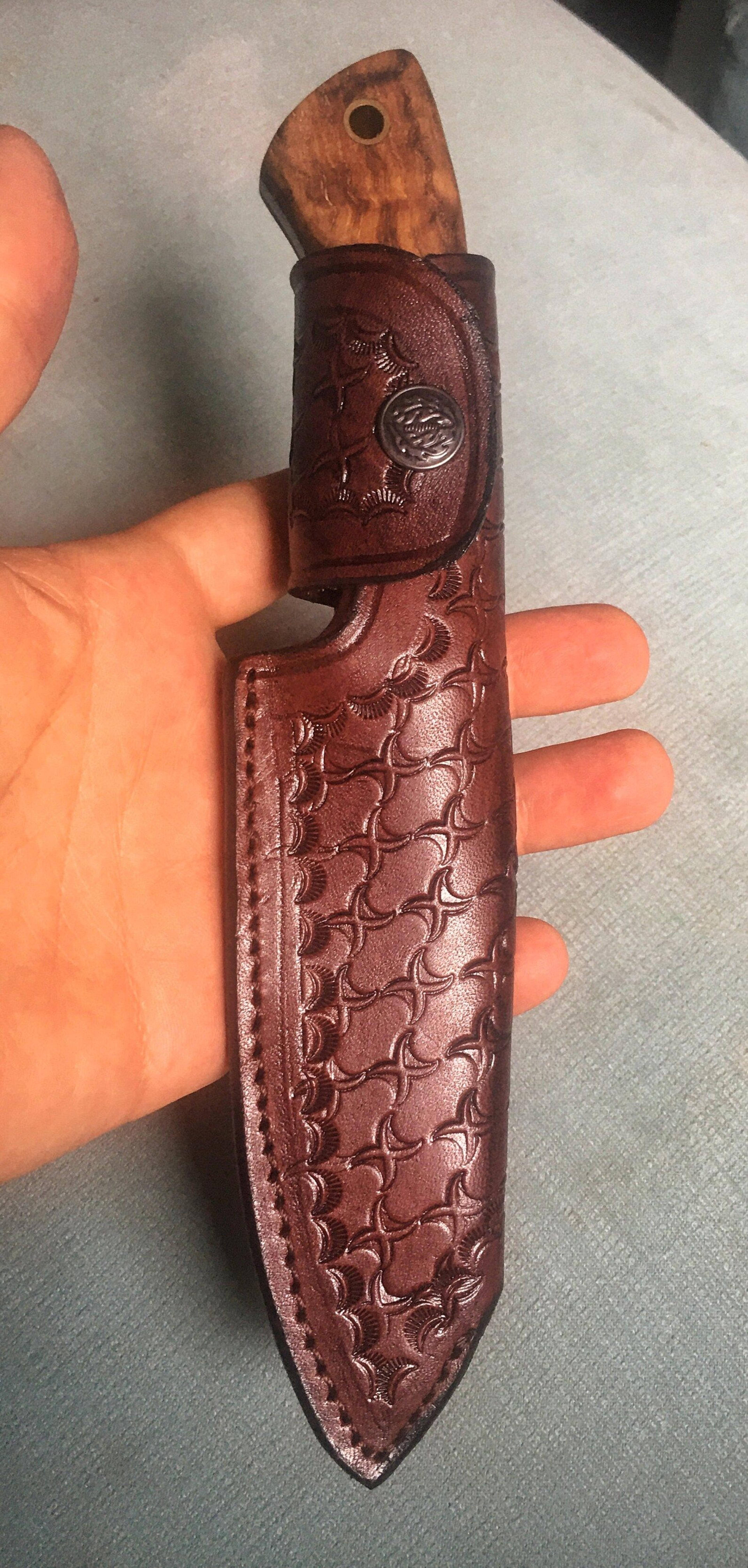 premium 150 layer damascus steel outdoor belt knife with chestnut wood grip