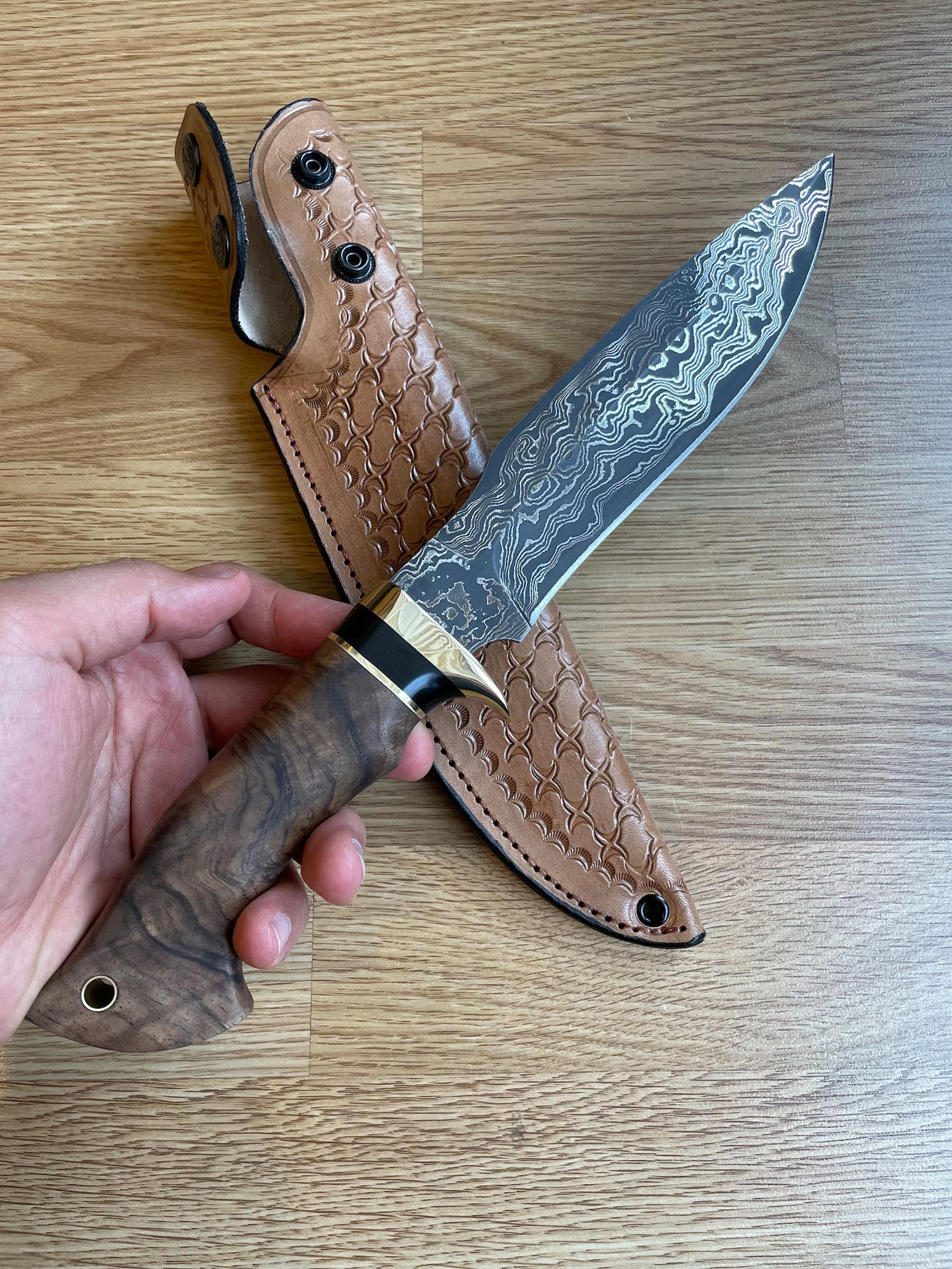 full tang damascus bowie hunting knife with walnut ebony wood handle