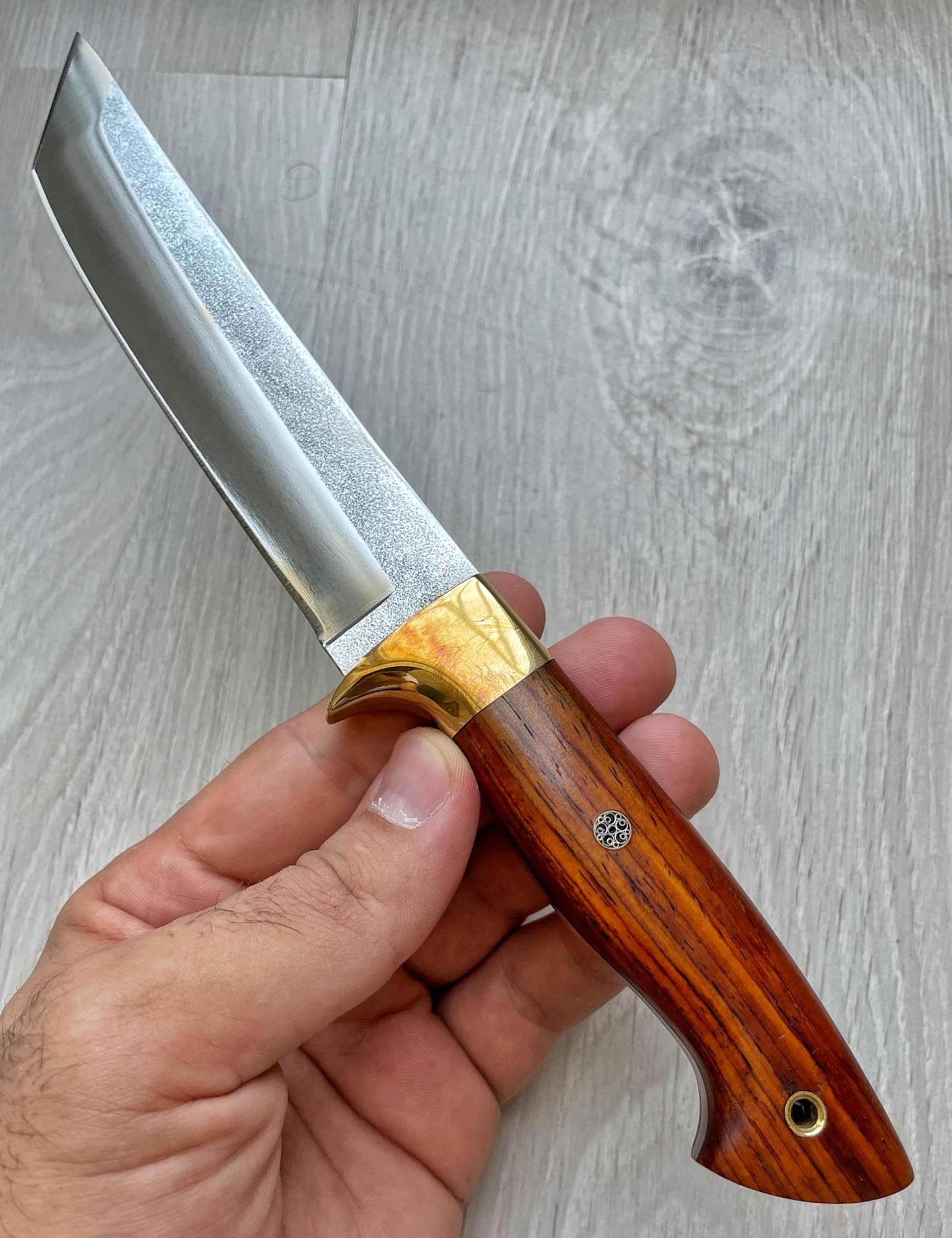 premium full tang collector knife with n690 steel & cocobolo wood handle