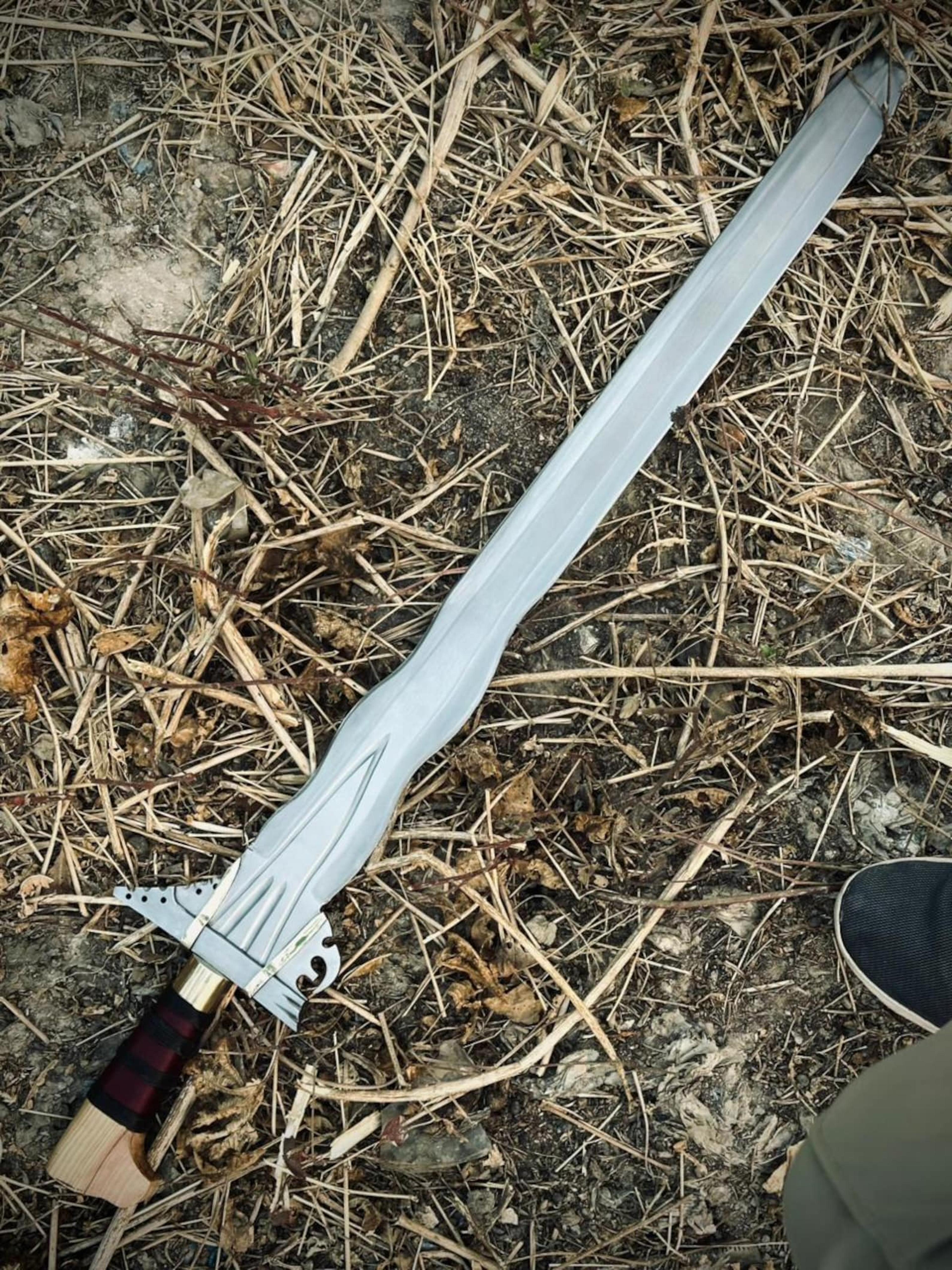 handmade carbon steel moro kris sword with wooden handle and leather sheath - unique collectible gift