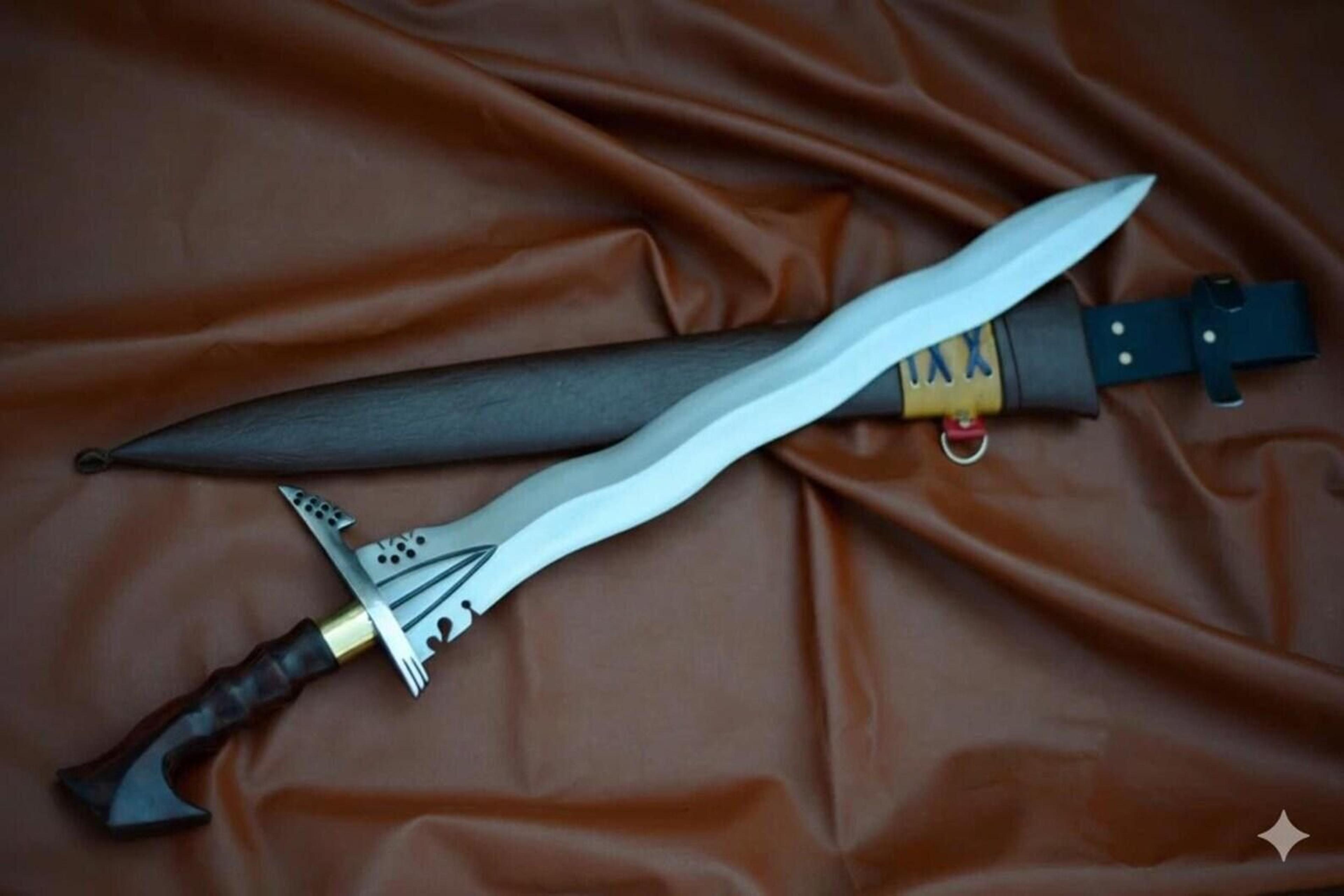 handcrafted kris sword-flam custom tactical sword for hunting, camping, and medieval enthusiasts