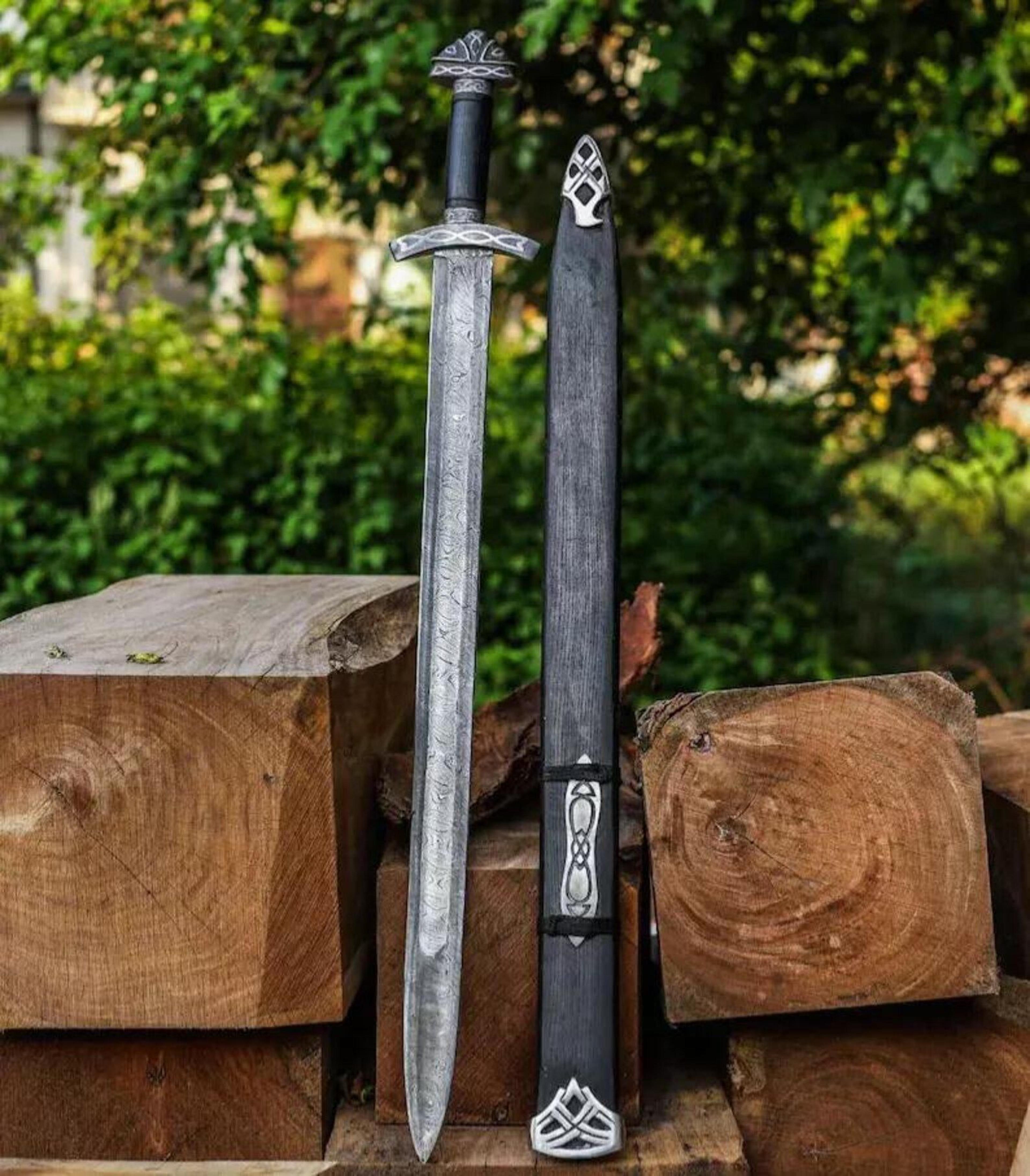 handcrafted damascus steel viking sword, leather sheath, cosplay medieval sword for sword enthusiasts