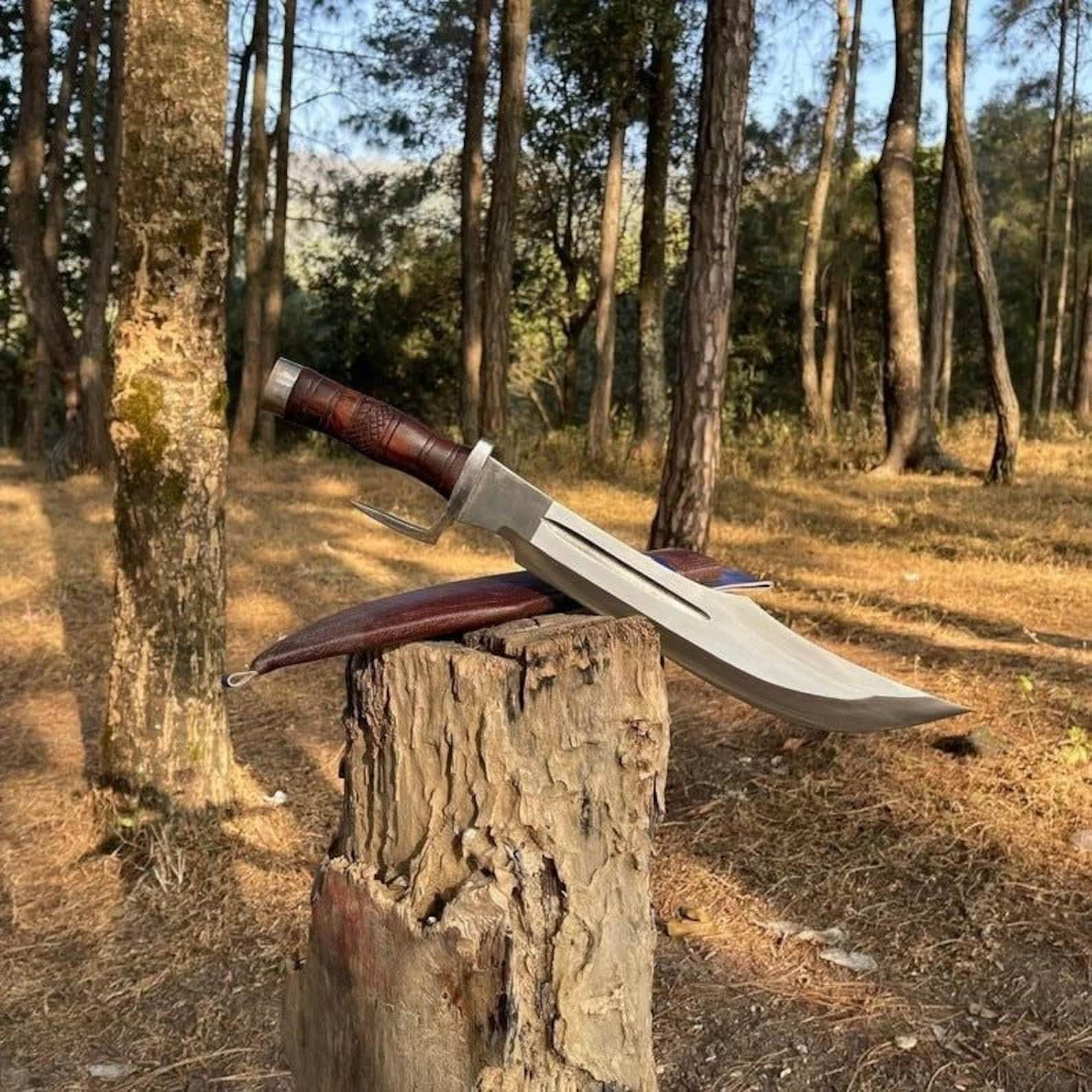 handcrafted carbon steel bowie knife for survival, hunting, and camping - high-quality blade and durable materials