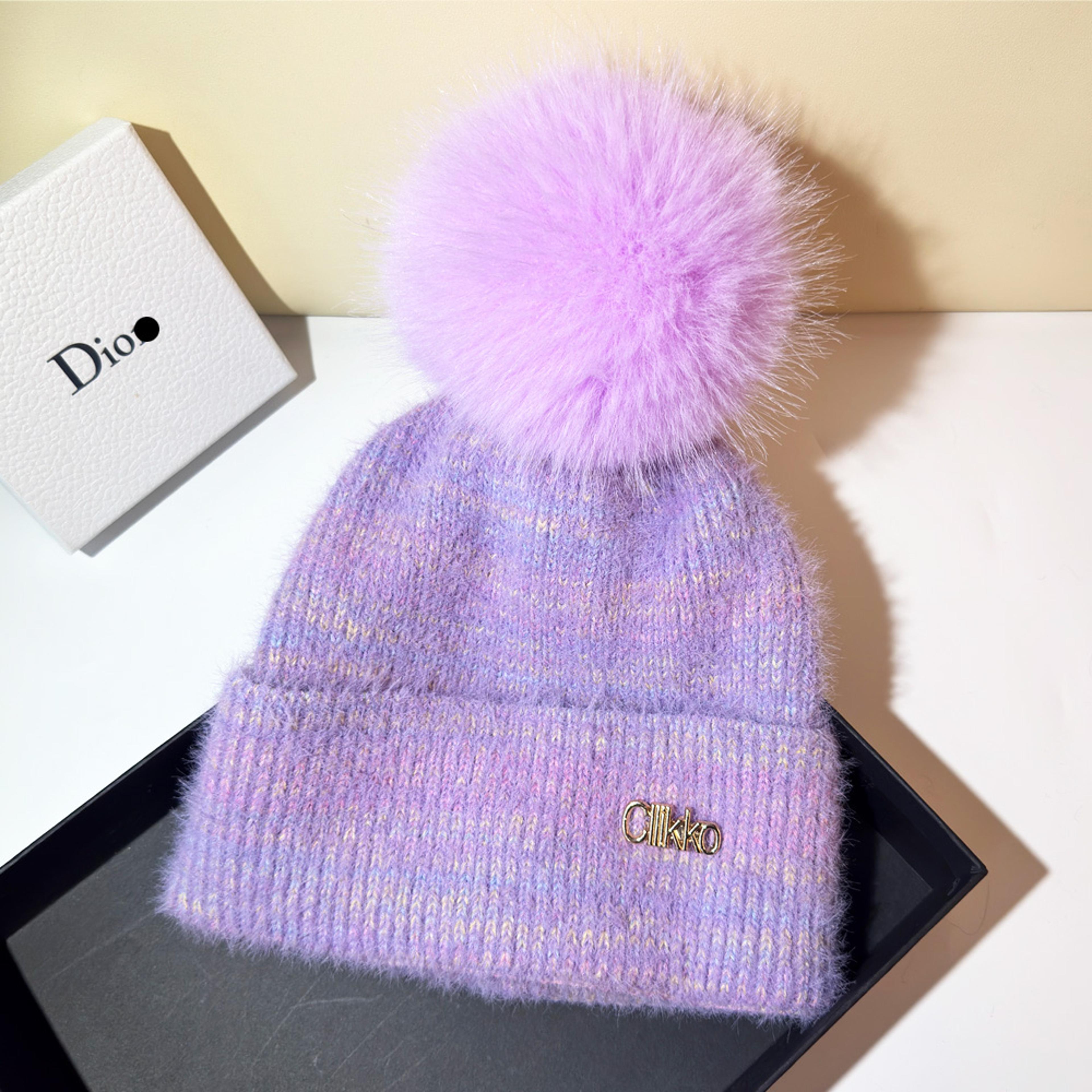 autumn and winter, cllikko gradient knitted hat, imitation mink fur, artificial fox fur ball, thickened warm design cap.