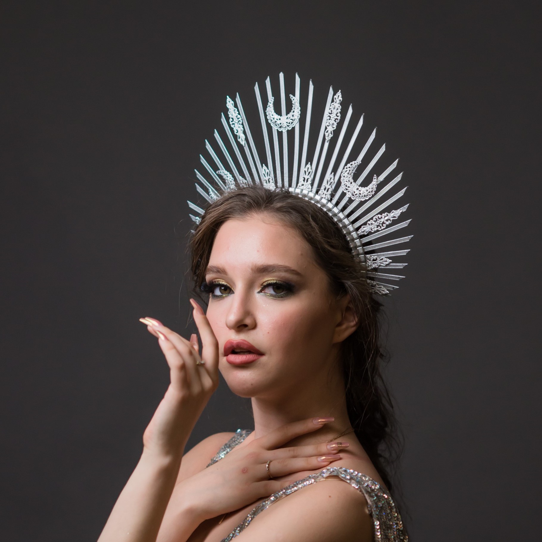 Star halo crown Celestial headpiece Sunburst Goddess Halloween woman costume Maternity photoshoot 