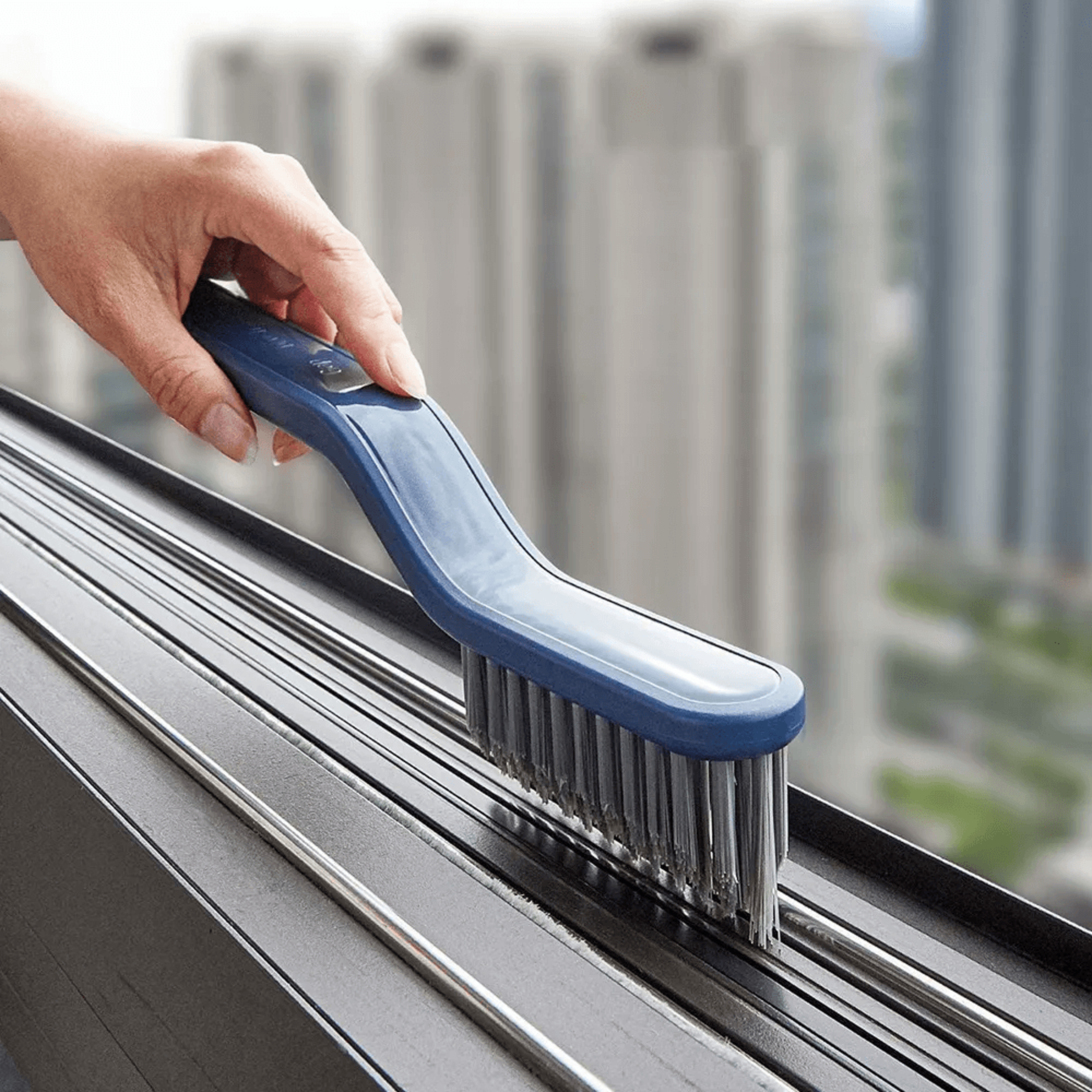 multifunctional floor seam brush