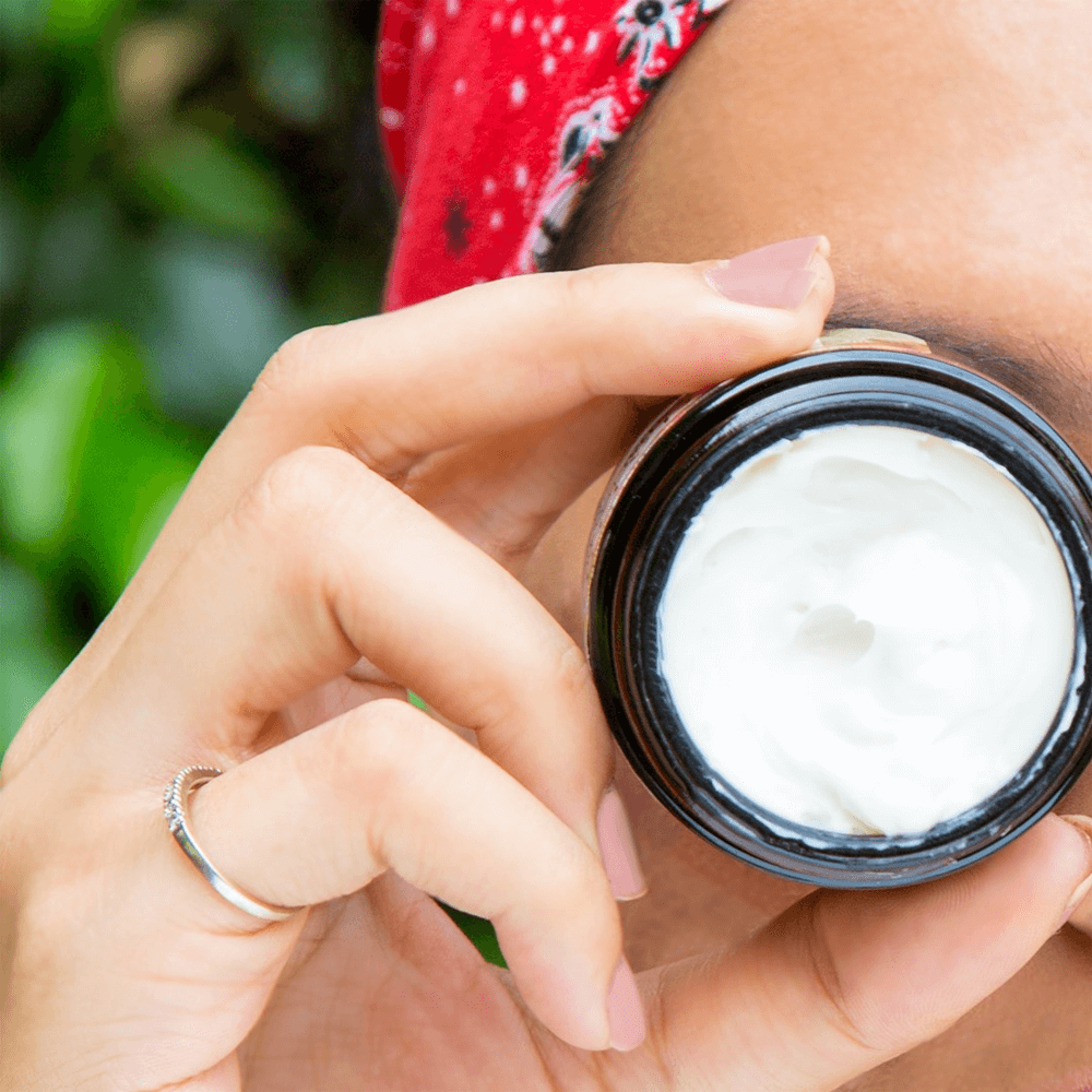 temporary firming eye cream