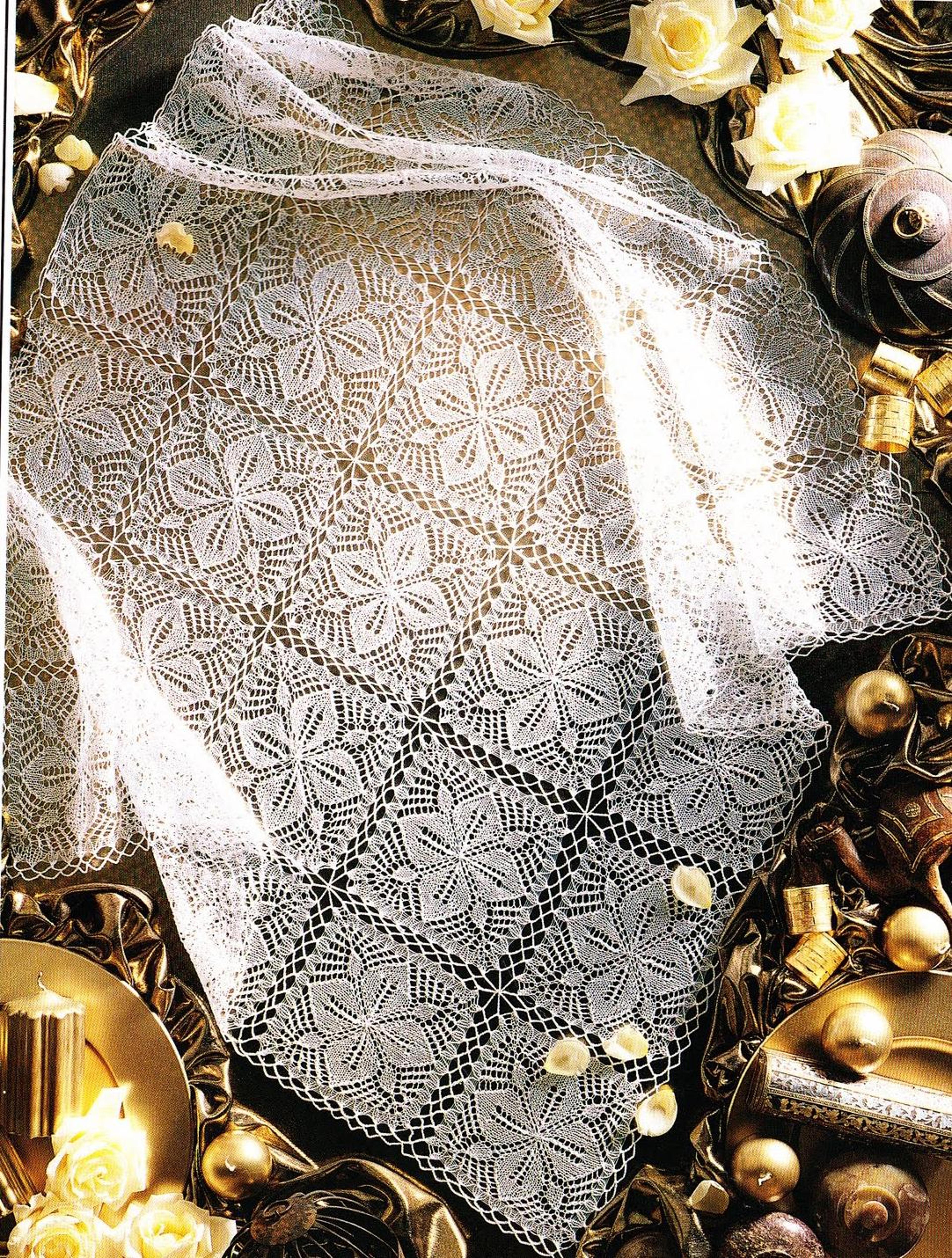 crochet tablecloth pattern - lucky clover - crochet diagram - patchwork knit and crochet - digital vintage pattern pdf