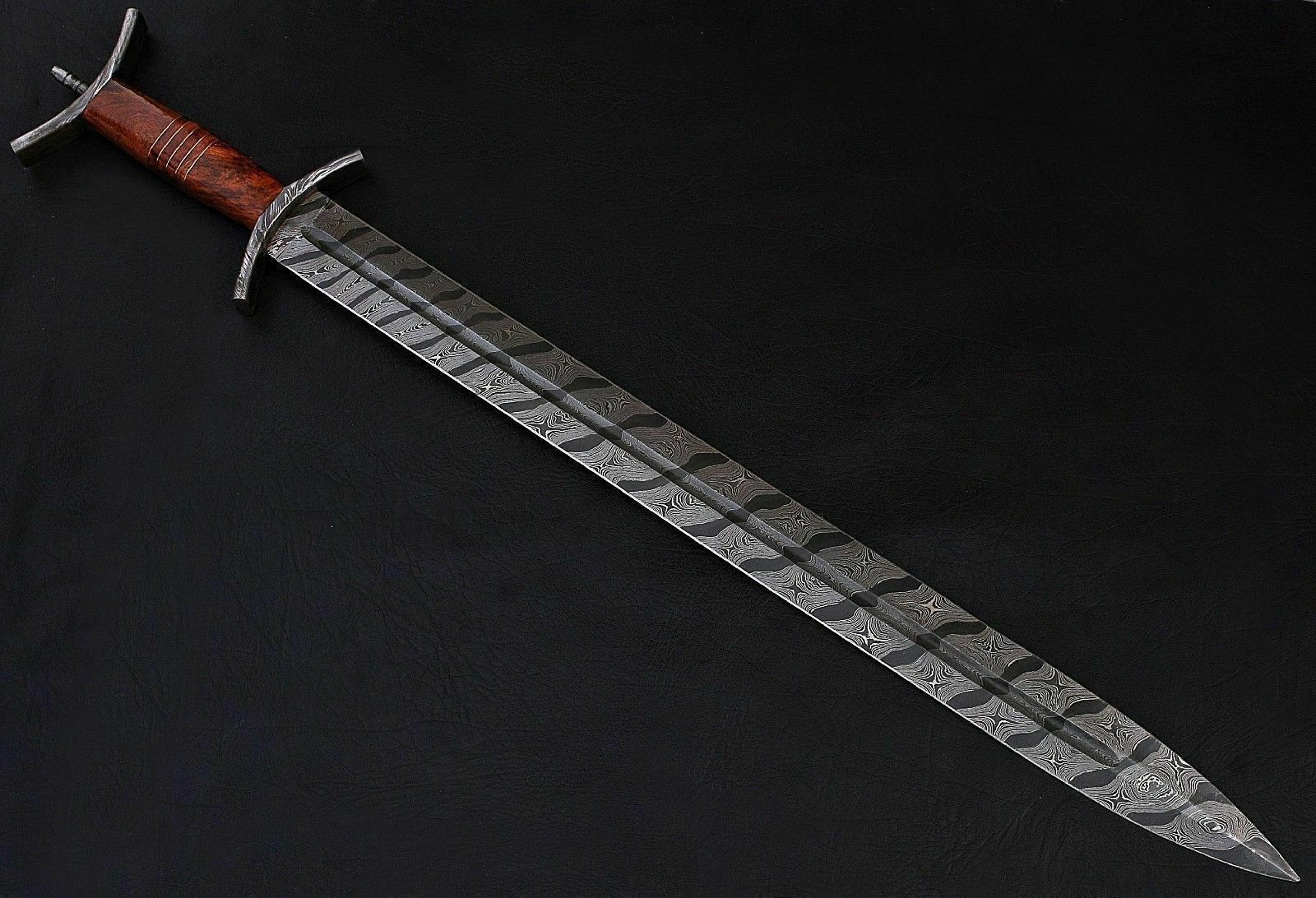 beautiful custom handmade 30 in damascus steel hunting sword with sheath