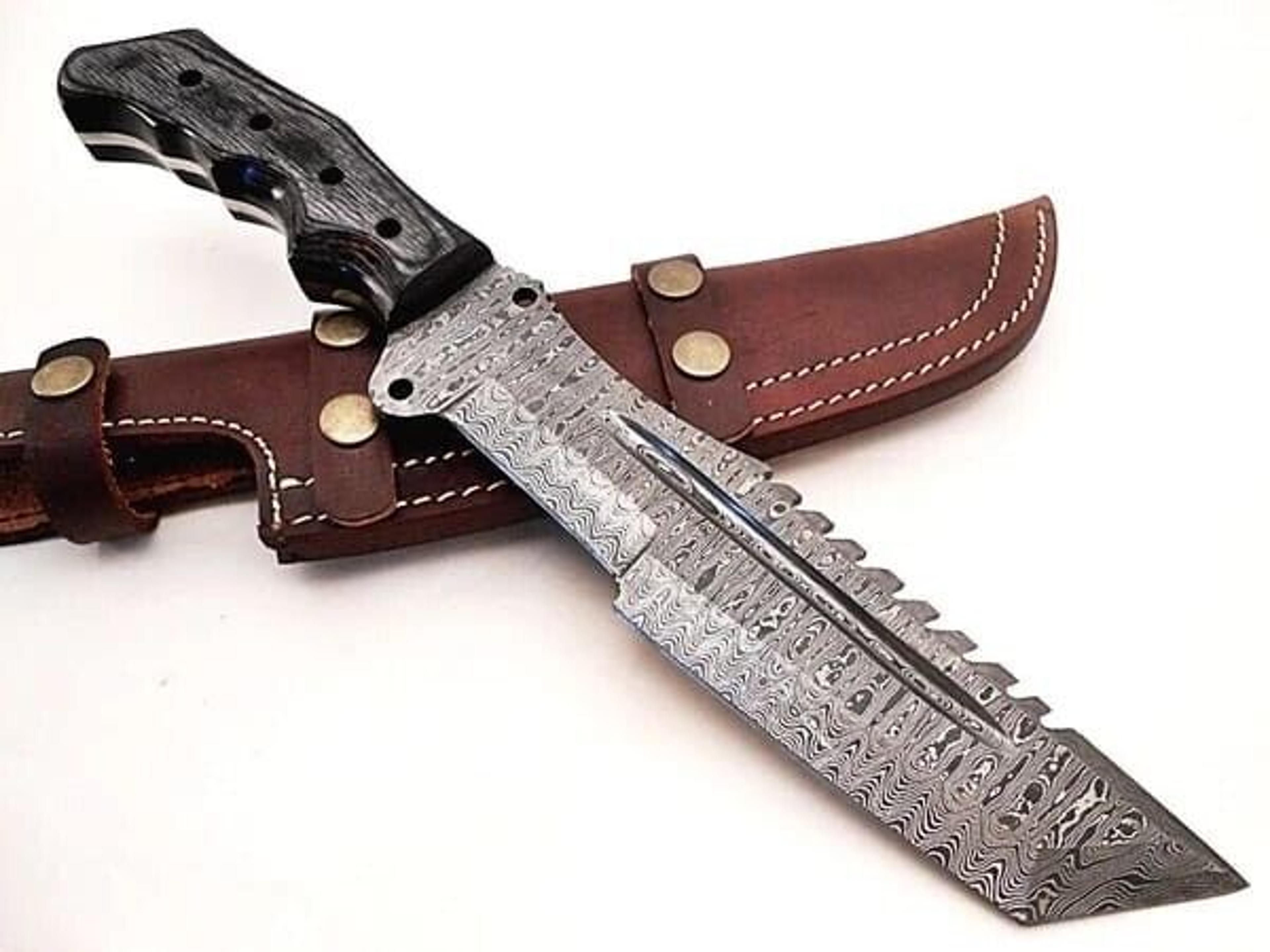 custom handmade damascus steel with wood handle hunting knife best for him