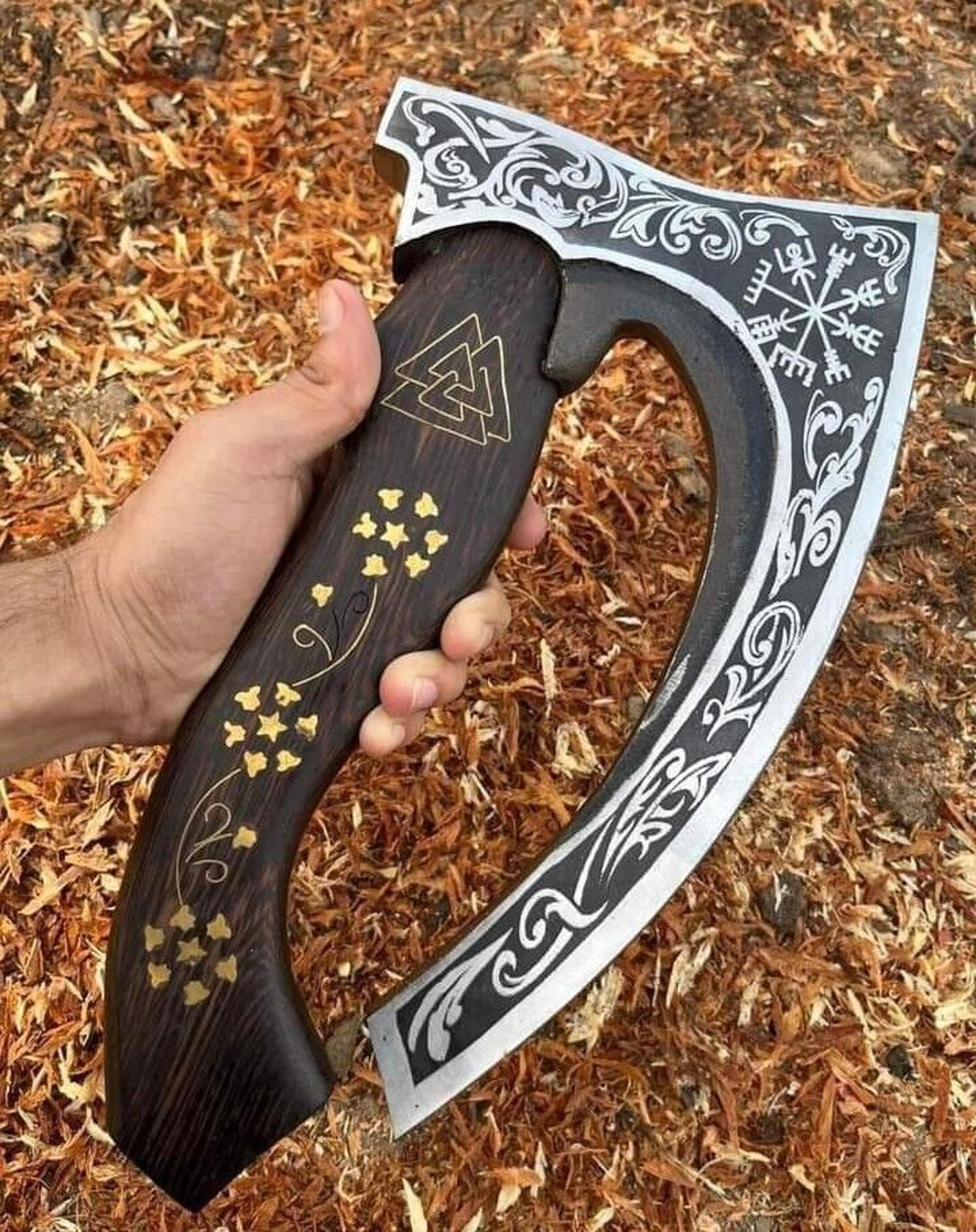 handmade exquisite damascus pizza cutter axe
