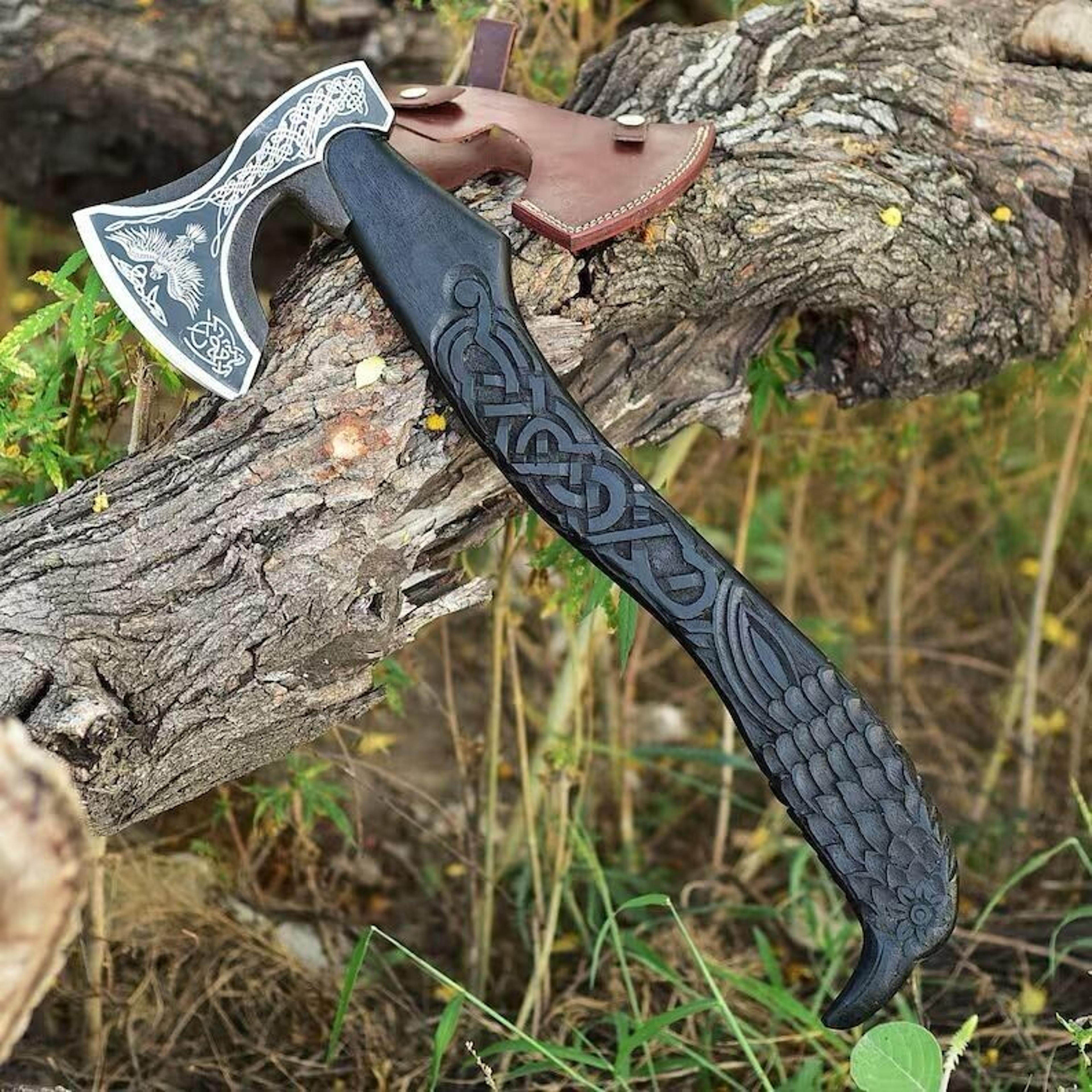 hand-forged viking axe | 22 high carbon steel blade with burned ash wood handle | razor sharp edge & leather sheath