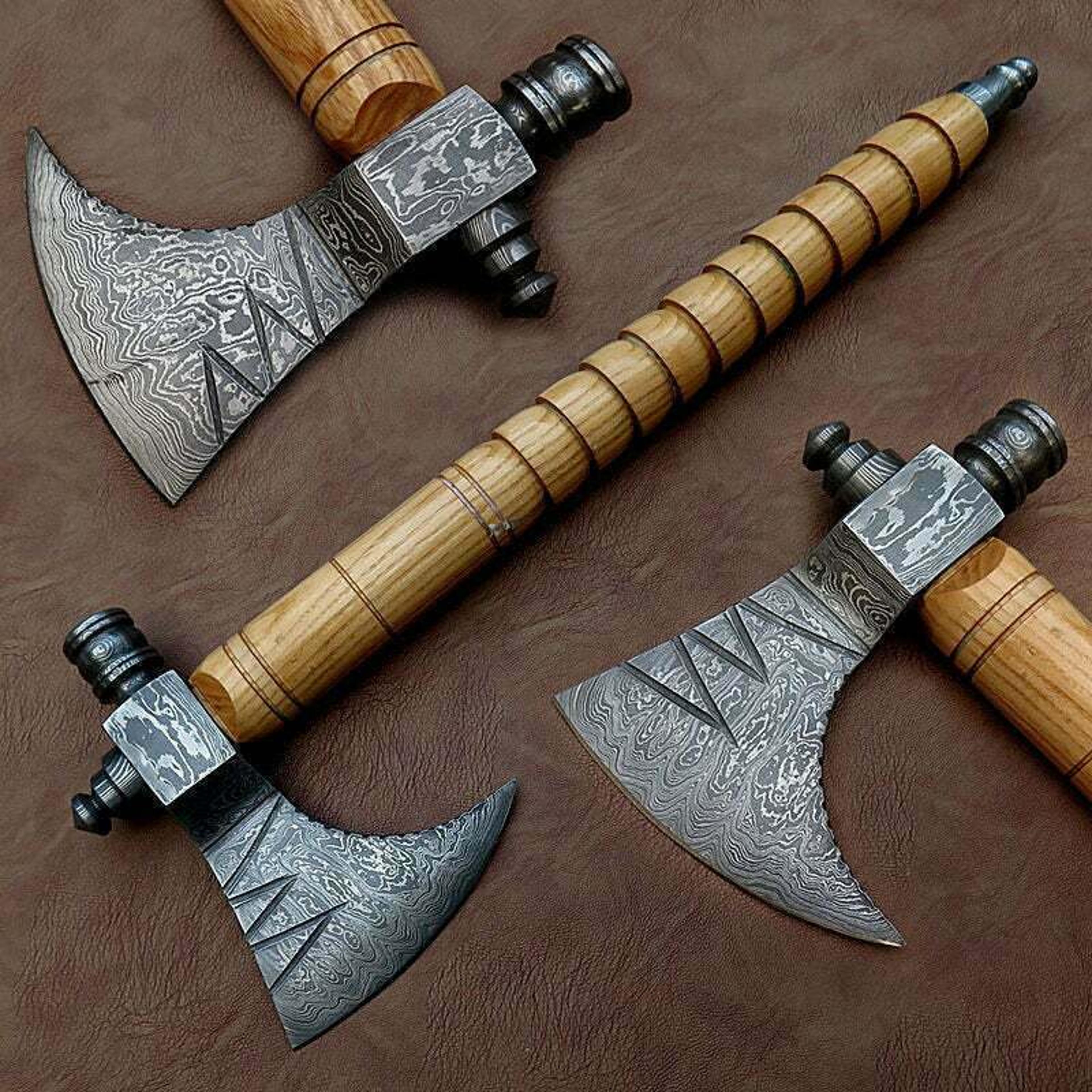 handmade damascus steel viking tomahawk | 15" combat throwing axe with engraved rosewood handle & twist pattern blade