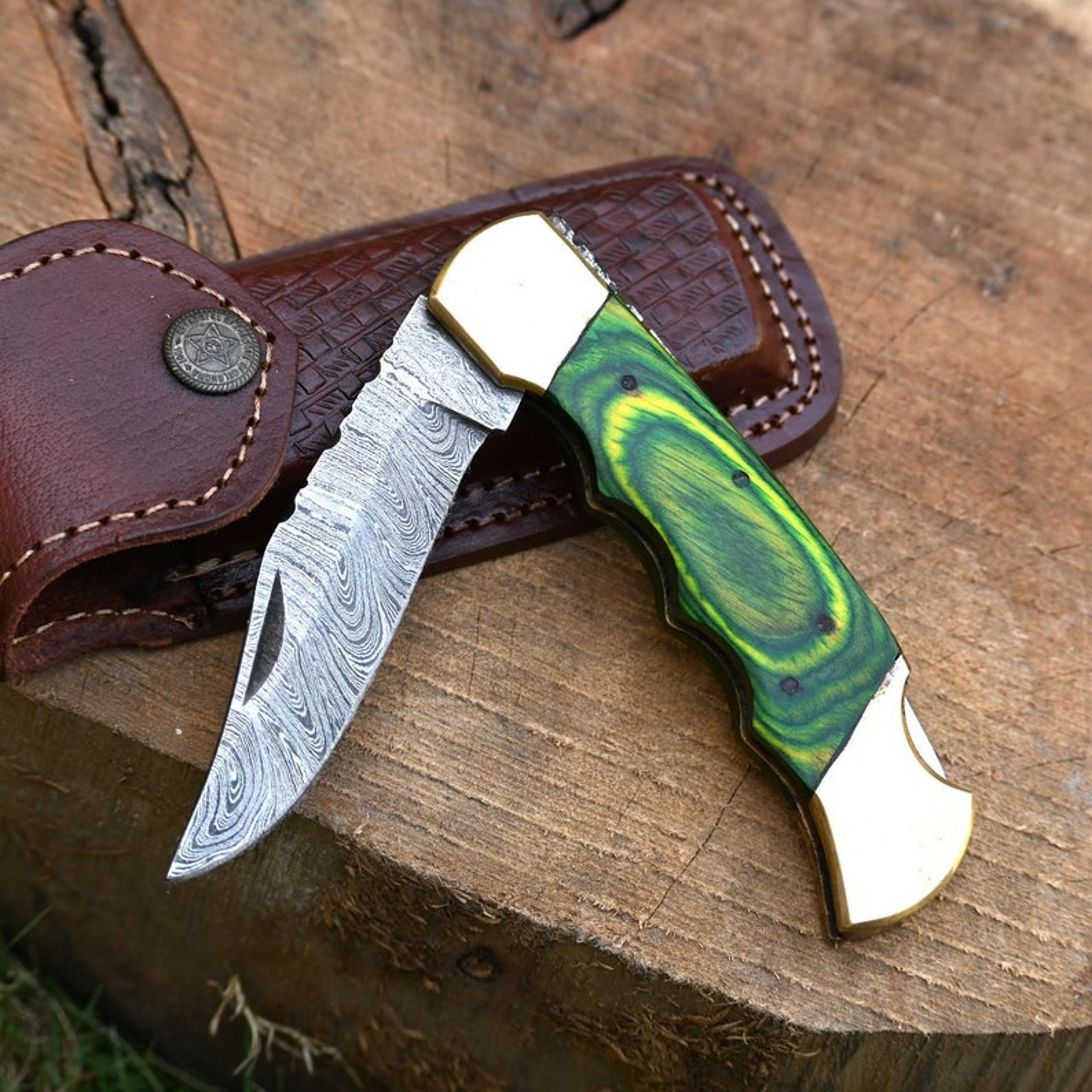 folding knife | wood handle | damascus blade | pocket knives | knife | damascus, twist pattern blade