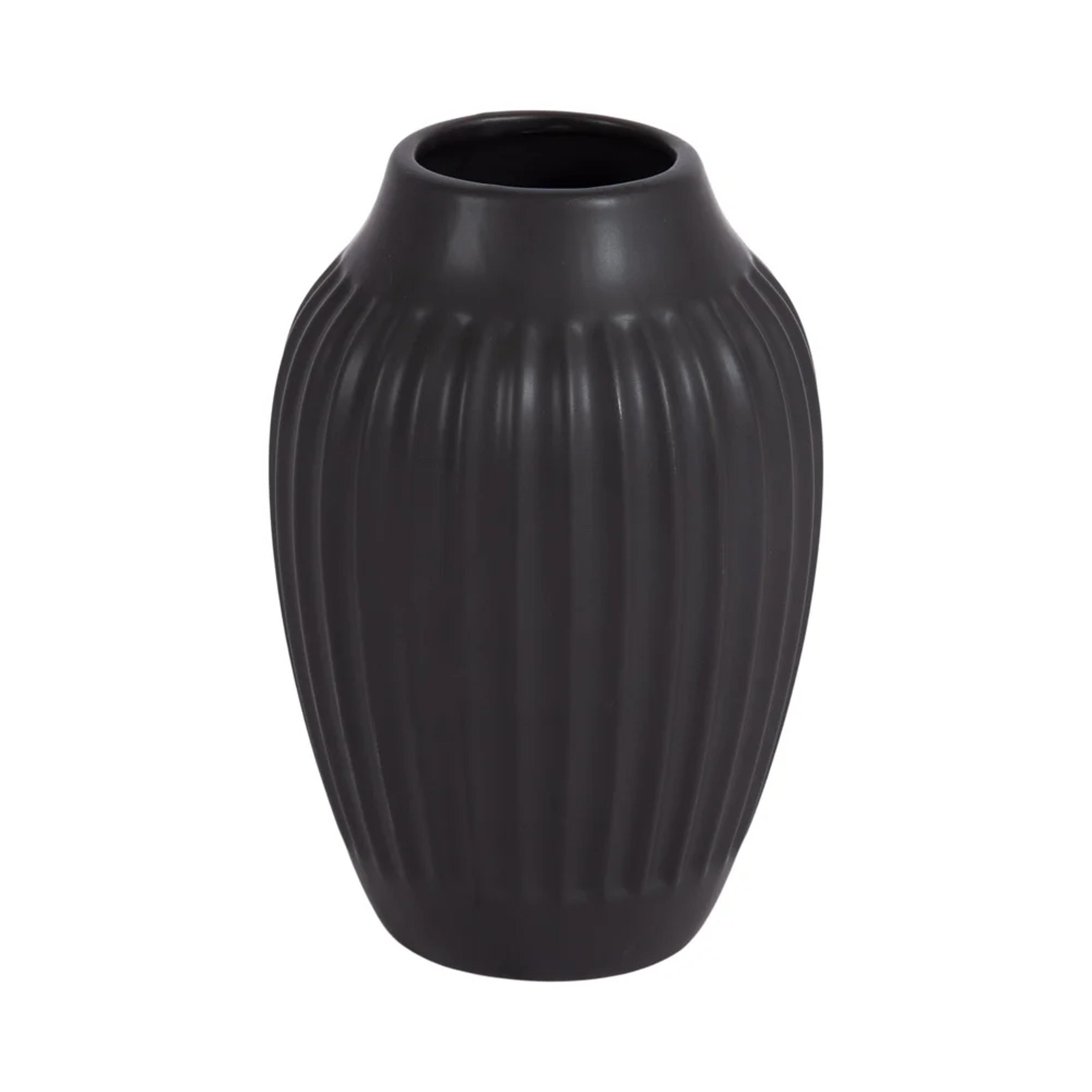 ribbed matte black ceramic vase for flower arrangements elegant home decor gift idea for indoor use