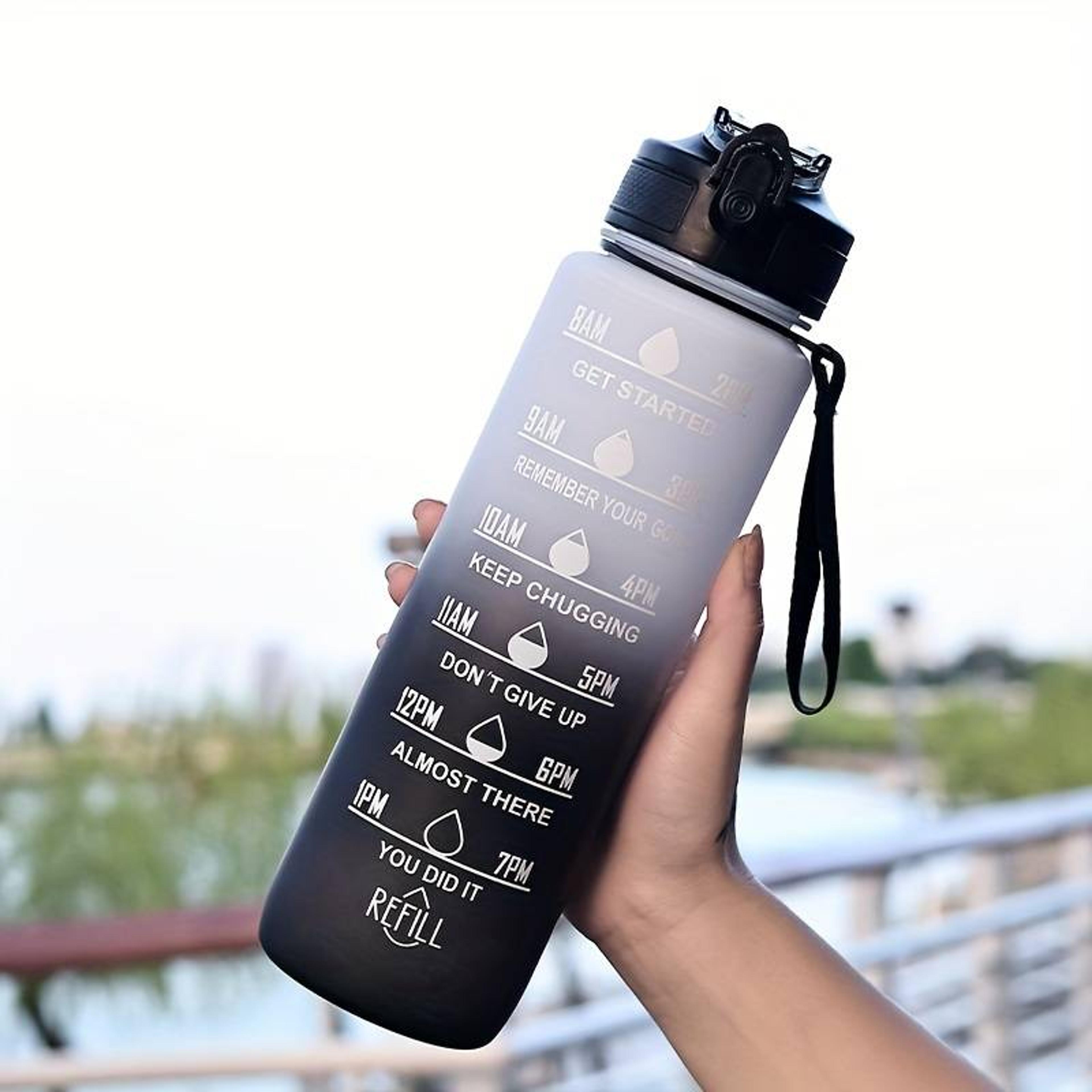 large capacity gradient outdoor sports cup with bouncing suction nozzle