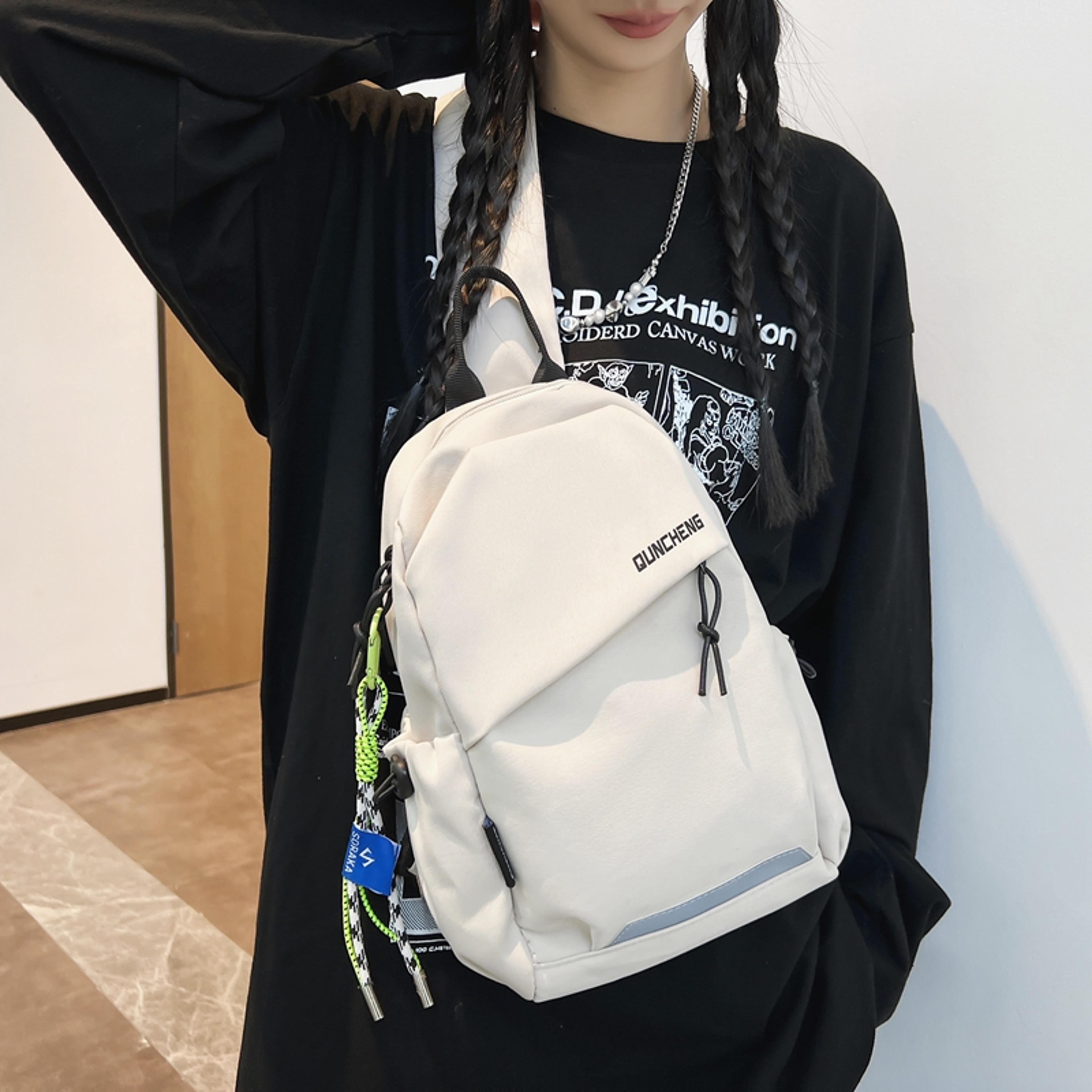 lightweight chest pack for cycling & daily commute