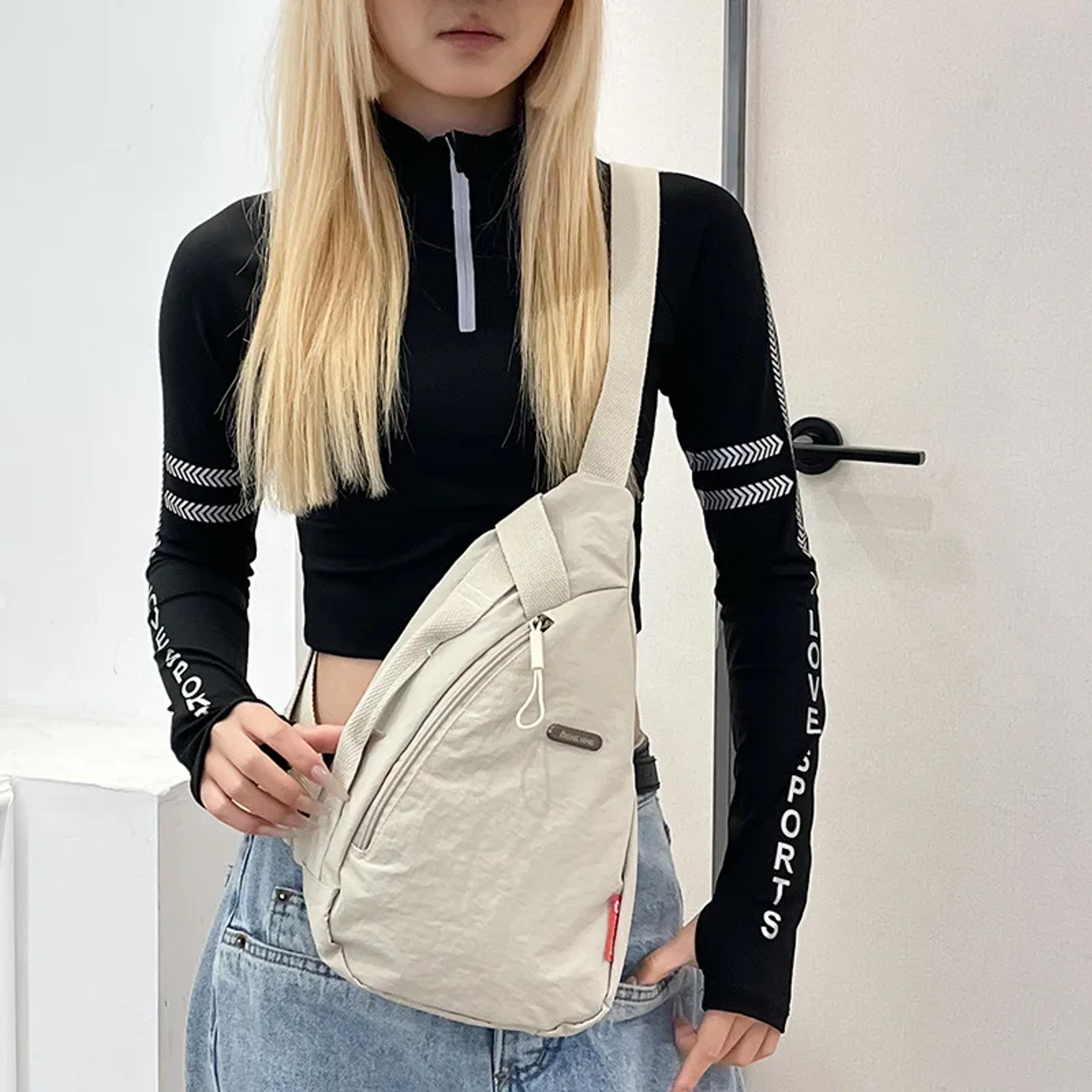 lightweight crossbody chest bag for women men outdoor travel phone bag