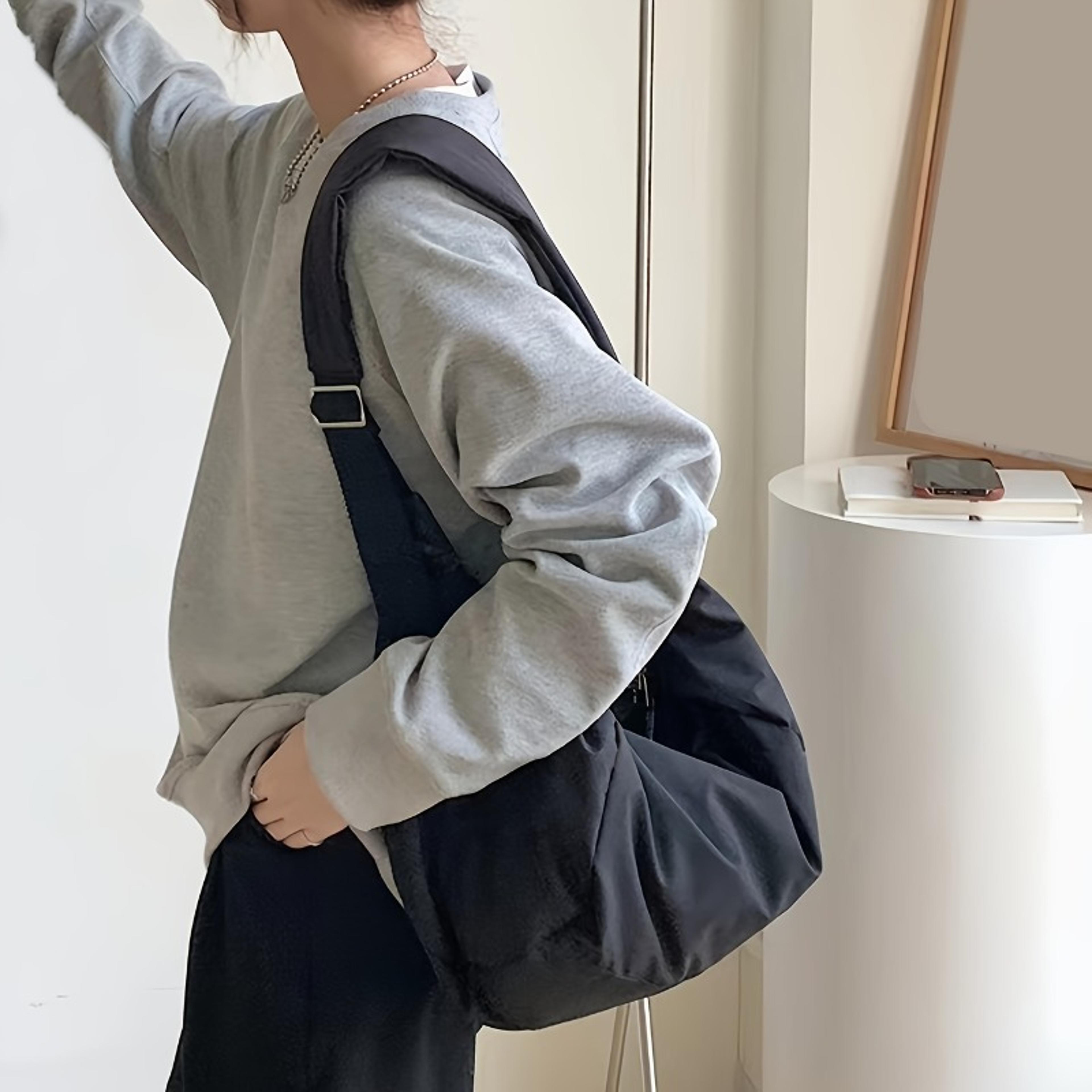 minimalist crescent crossbody bag lightweight hobo sling bag for travel