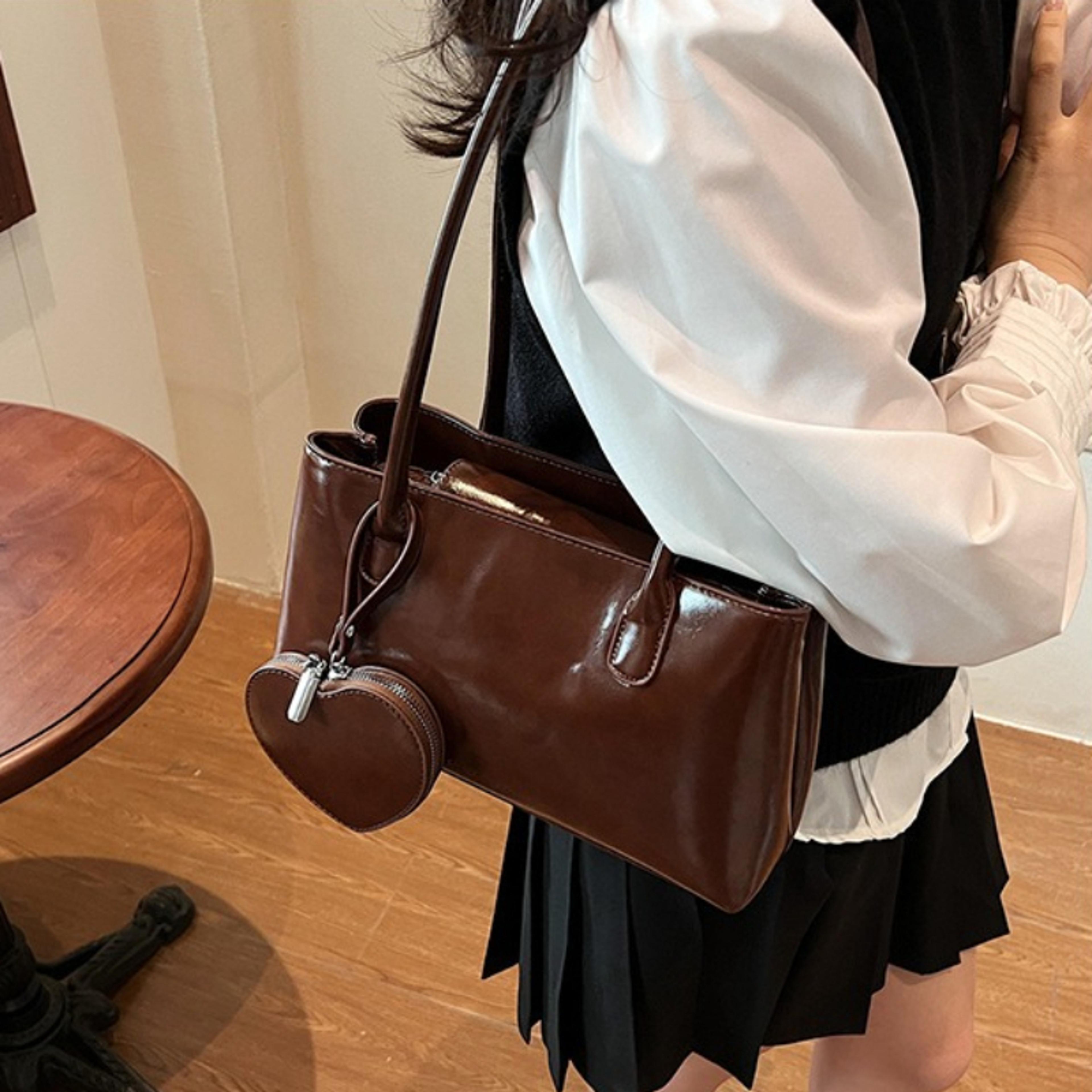 vintage glossy large capacity tote bag with detachable heart wallet