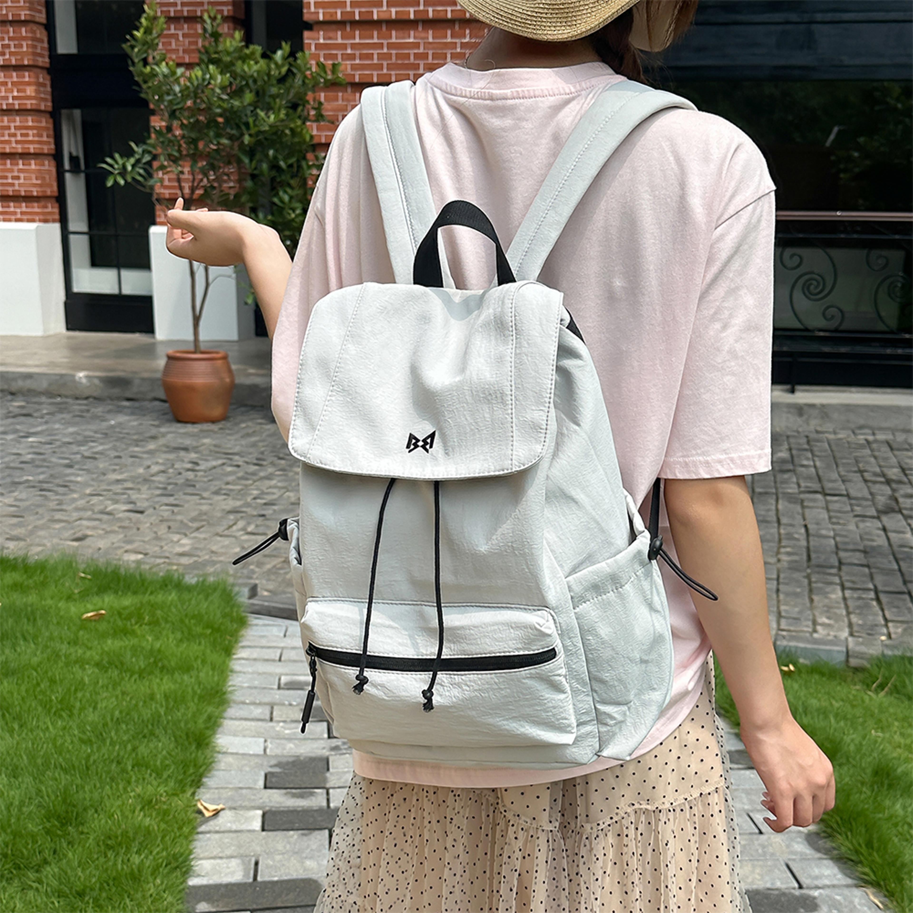 womens large capacity drawstring backpack lightweight casual commuter school bag