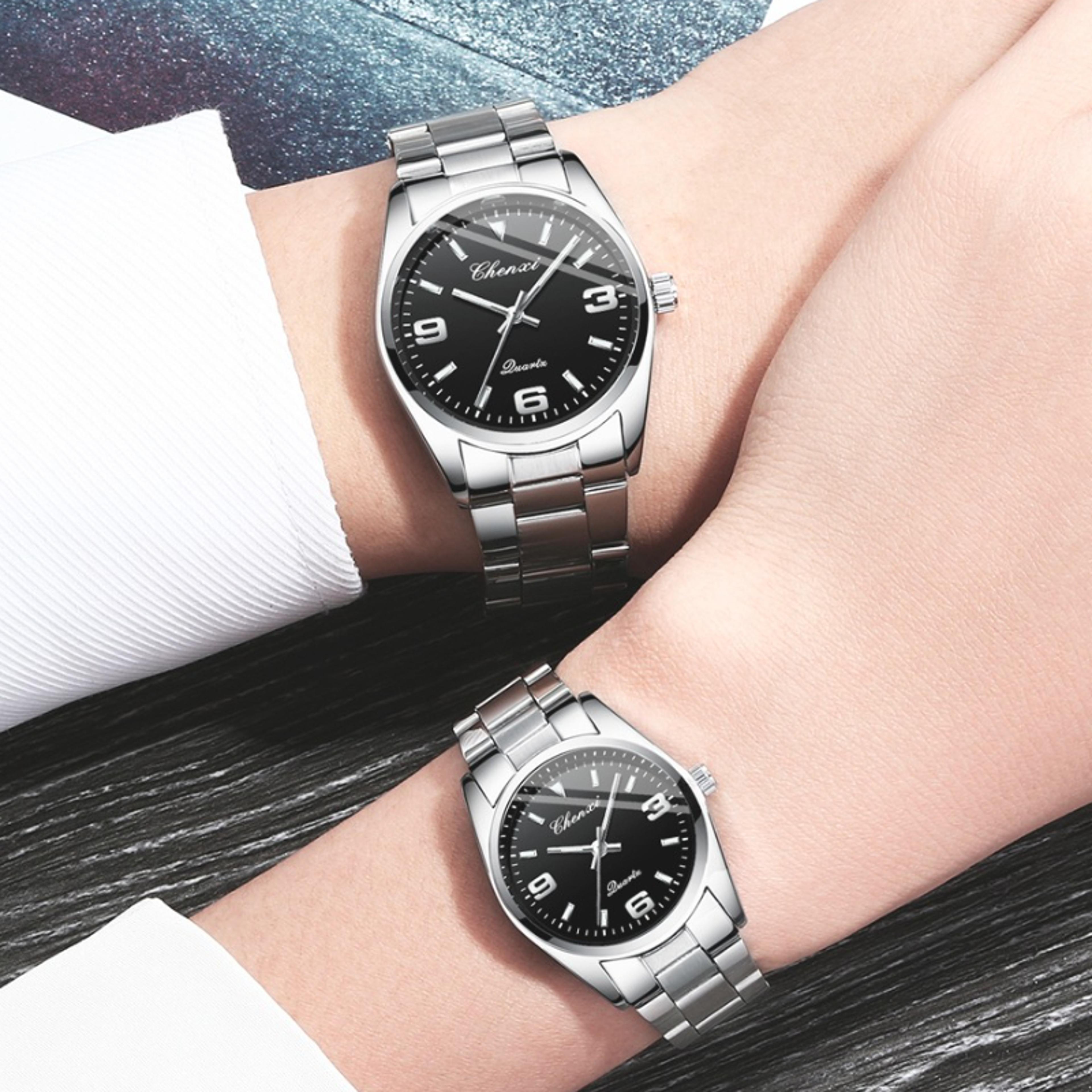 luminous stainless steel mens quartz watch waterproof everyday wristwatch