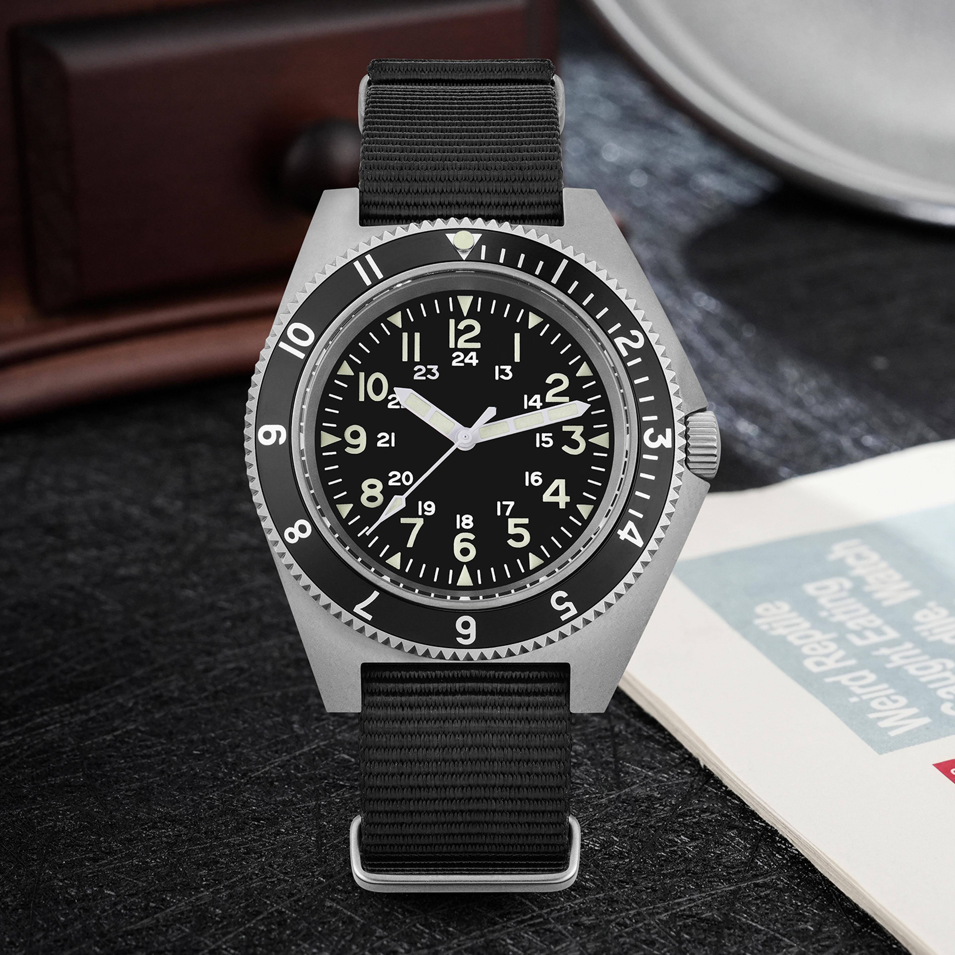 vintage mens quartz watch with sapphire crystal sweep movement and water resistance